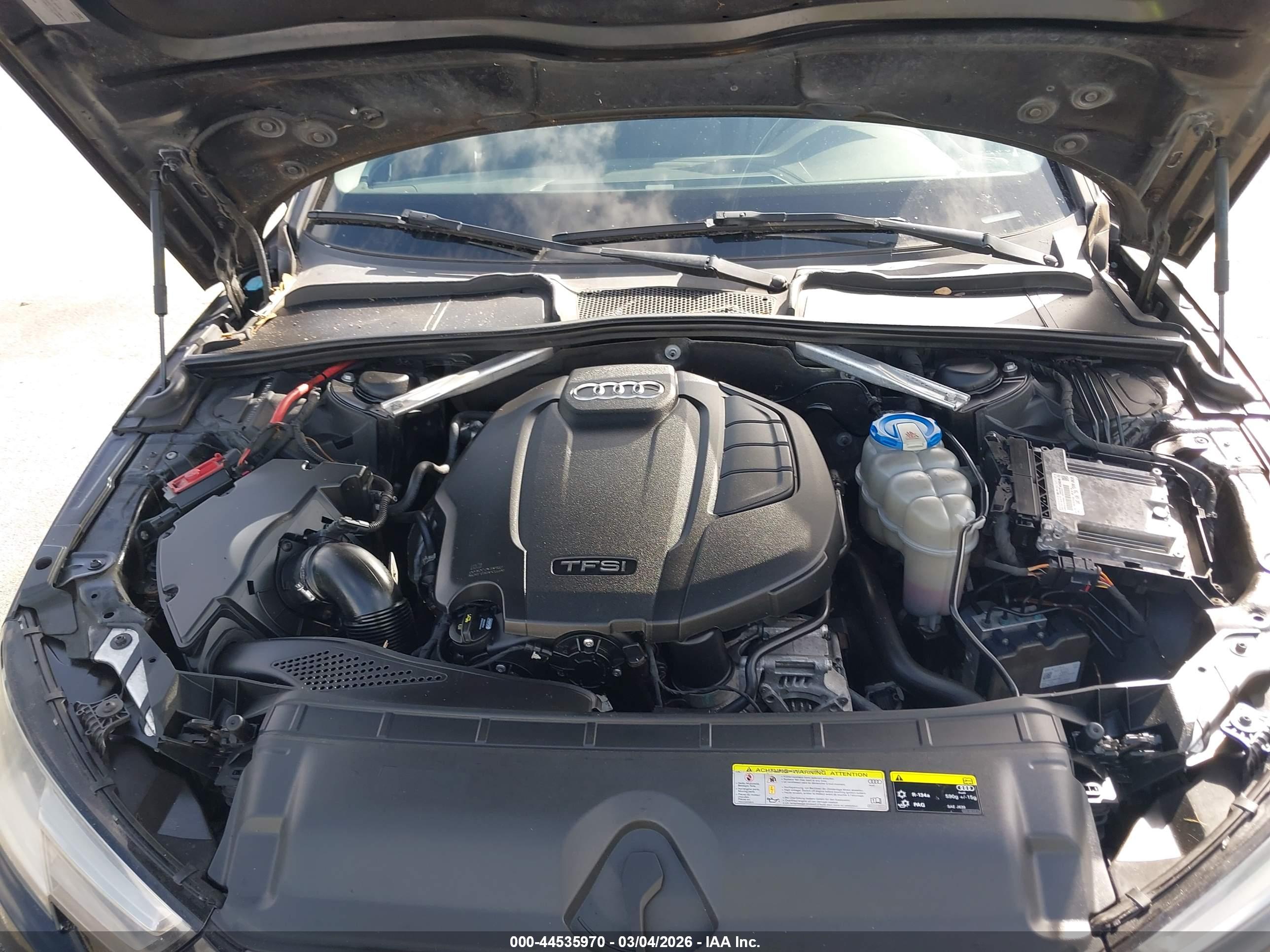 AUDI A4 image 10