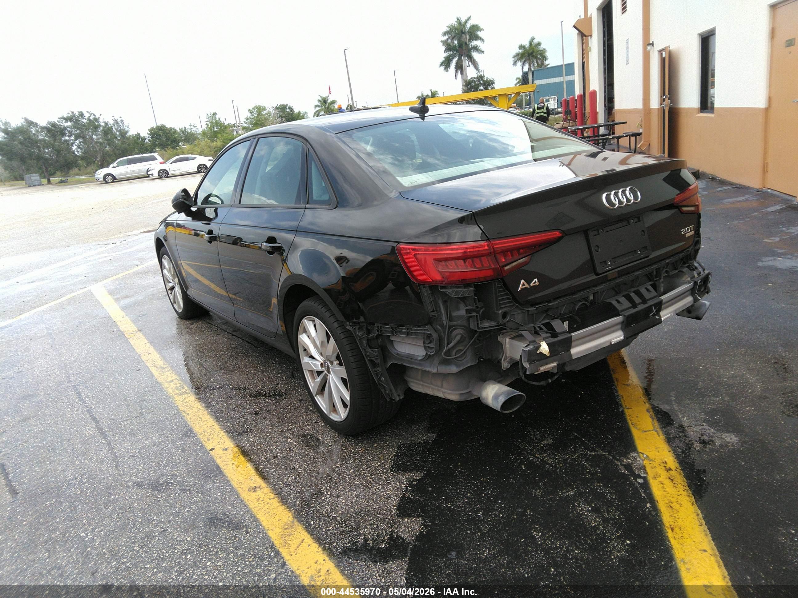 AUDI A4 image 3