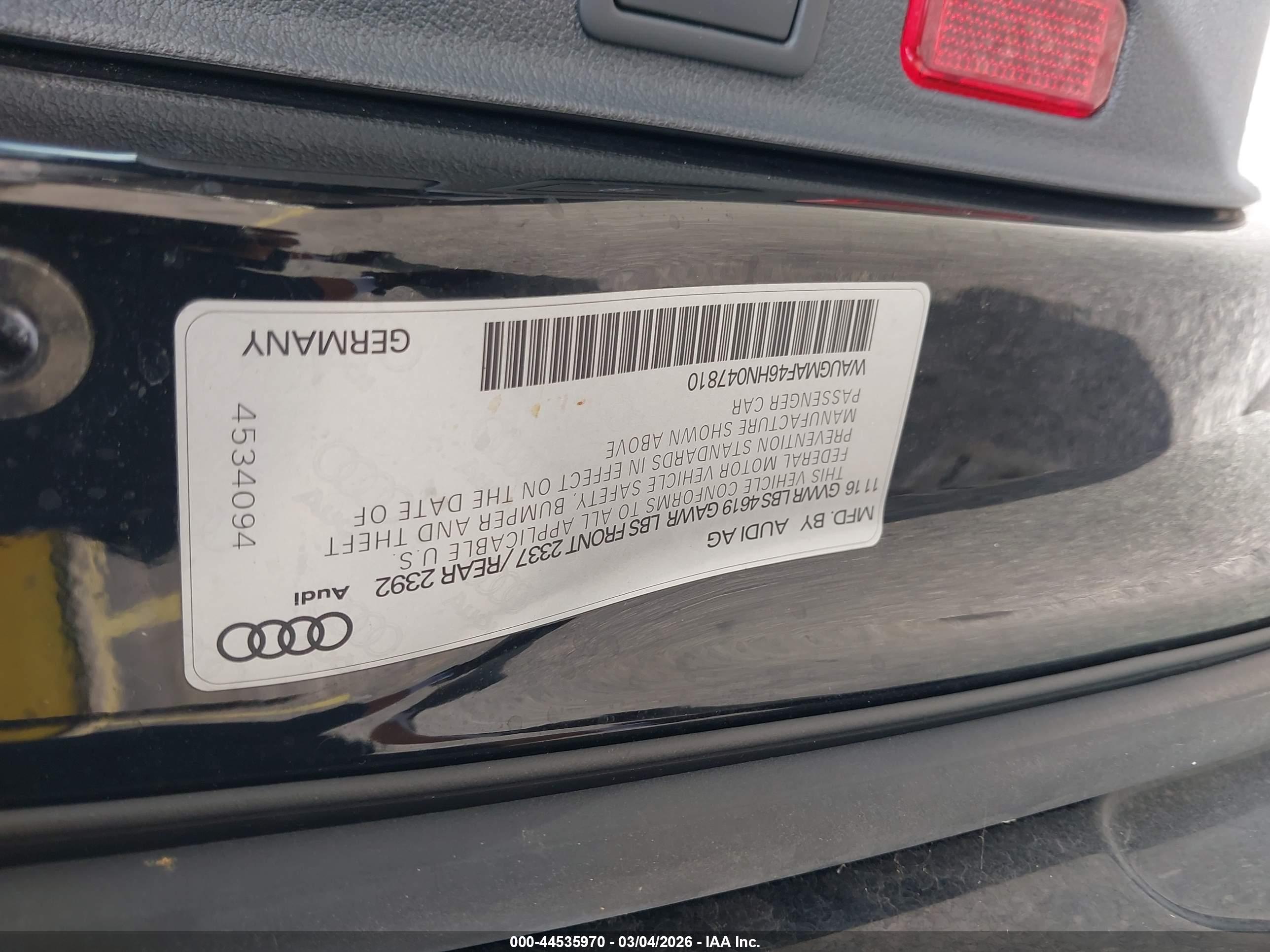 AUDI A4 image 9