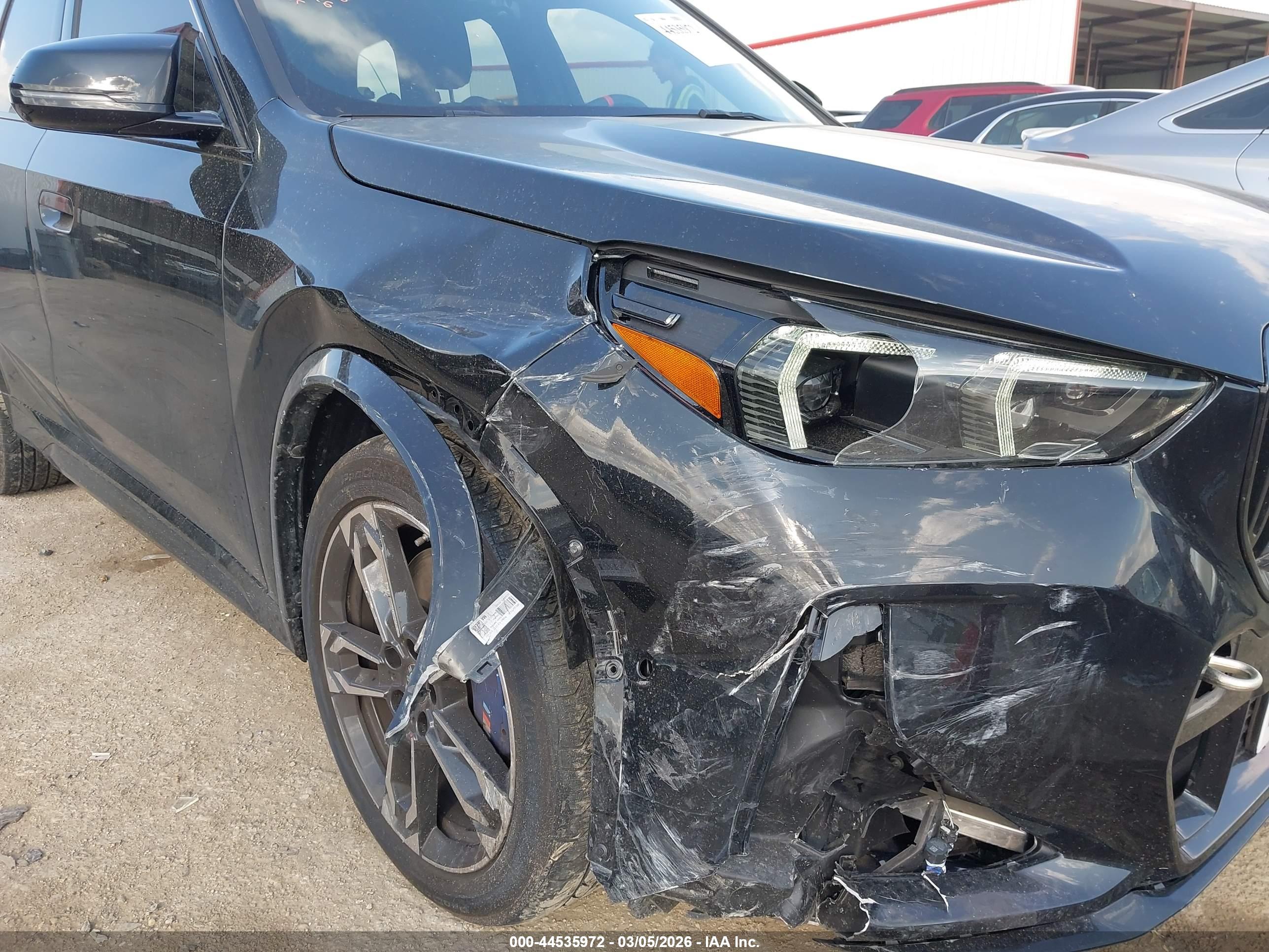 BMW X1 image 6