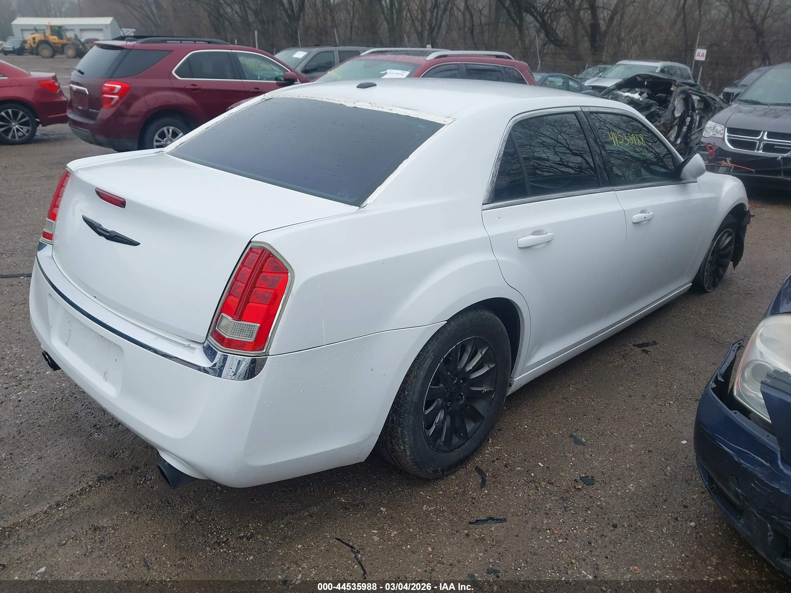 CHRYSLER 300 image 4