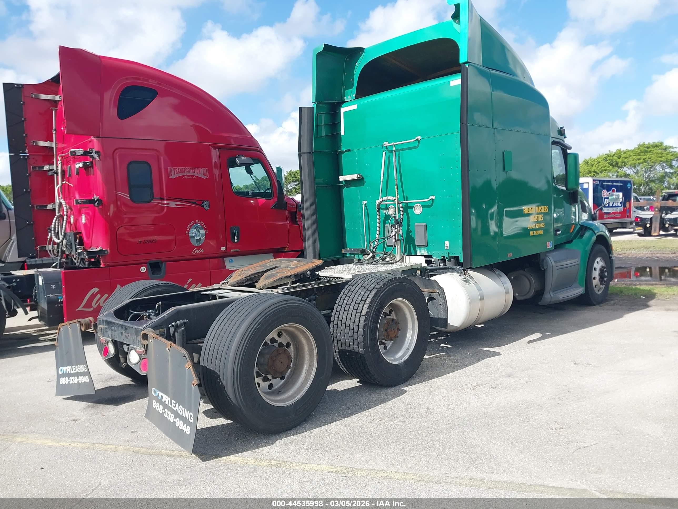PETERBILT 579 image 4
