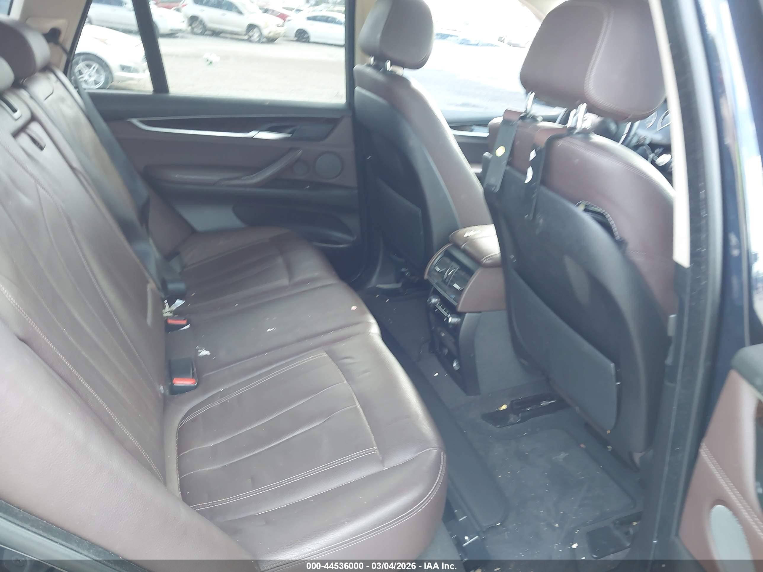 BMW X5 image 8
