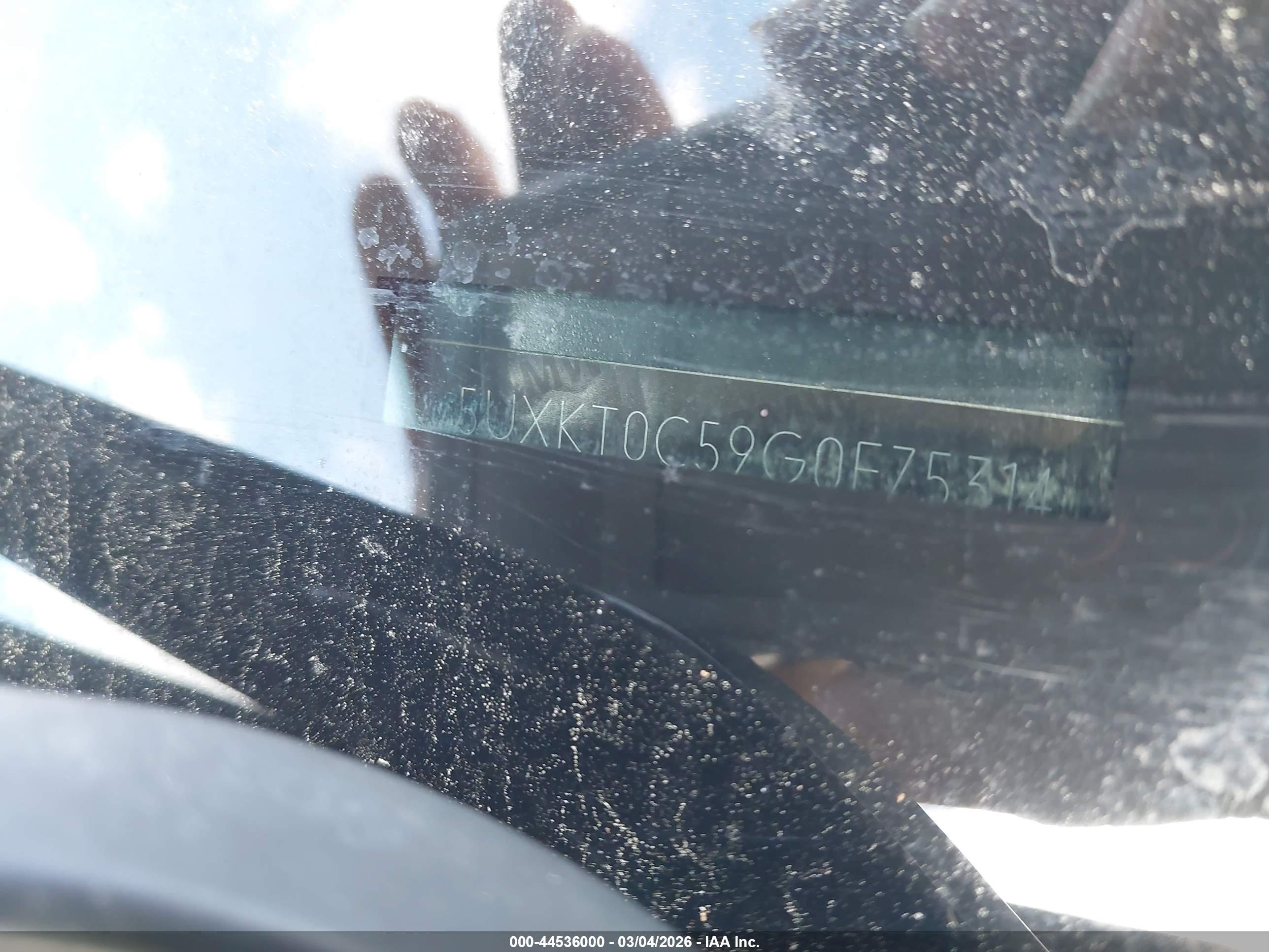 BMW X5 image 9