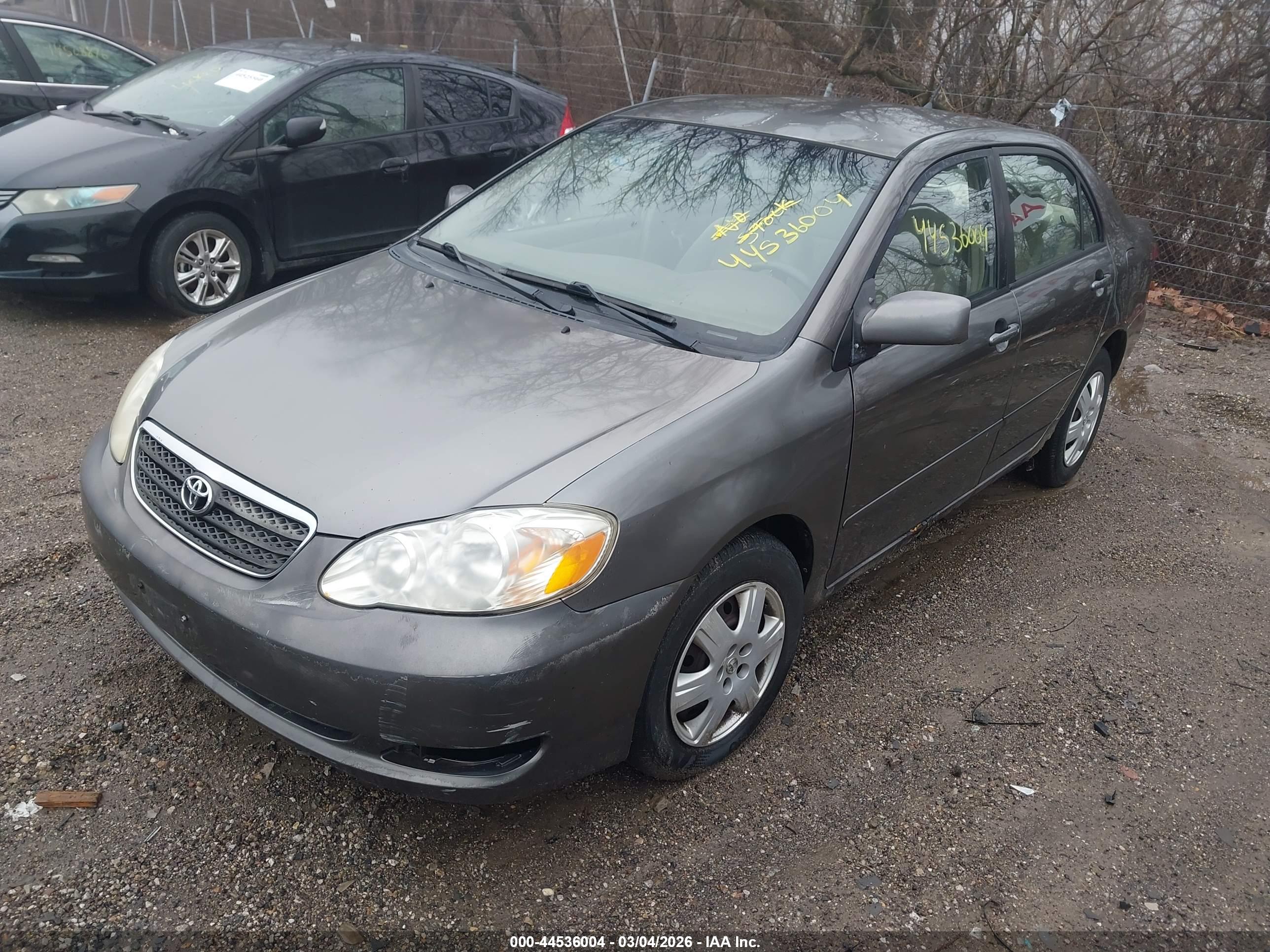 TOYOTA COROLLA image 2
