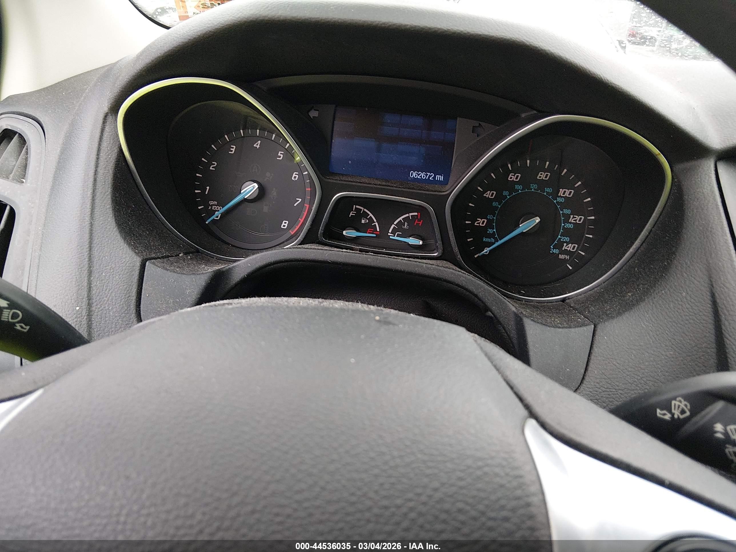 FORD FOCUS image 7
