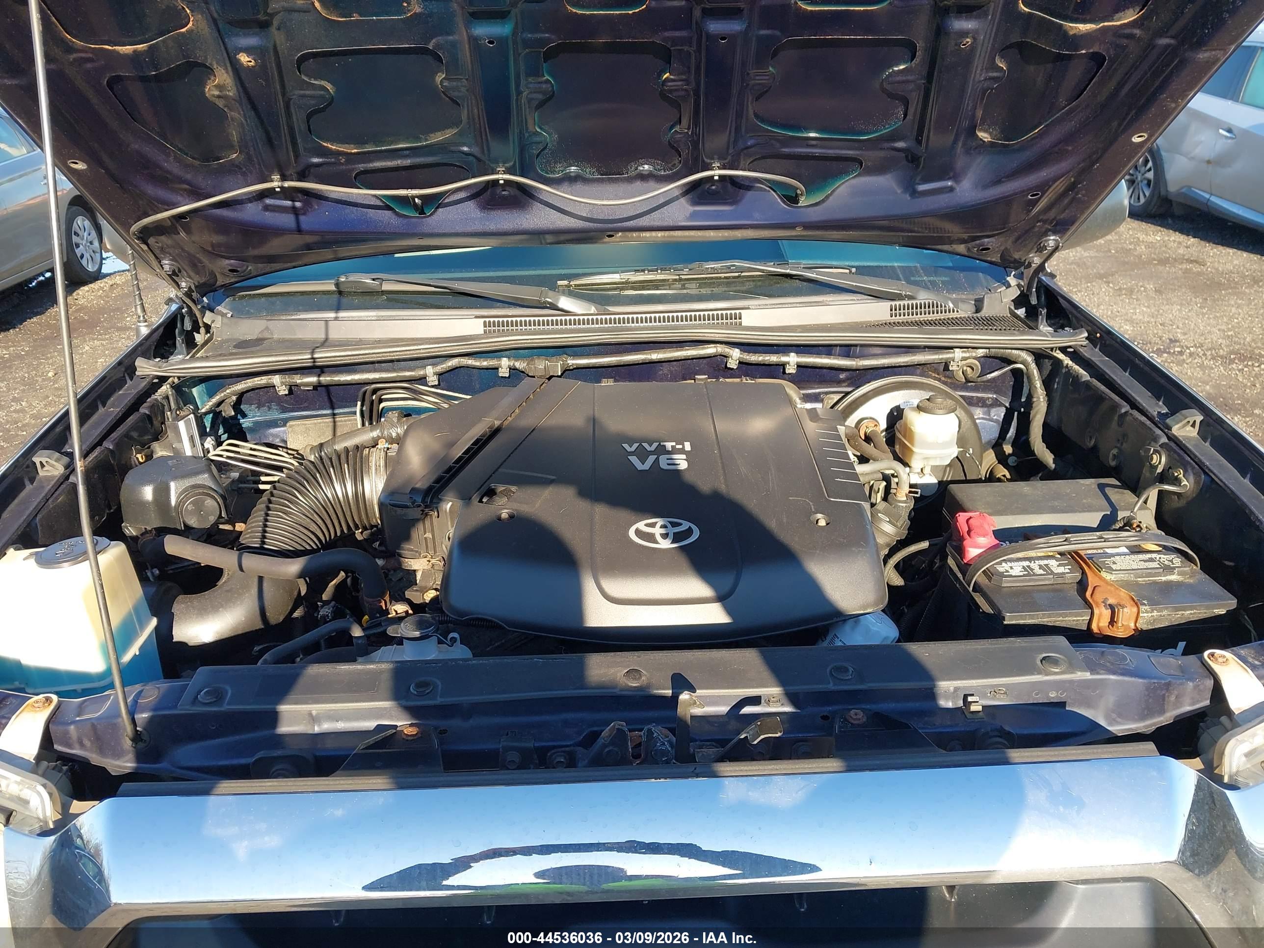 TOYOTA TACOMA image 10