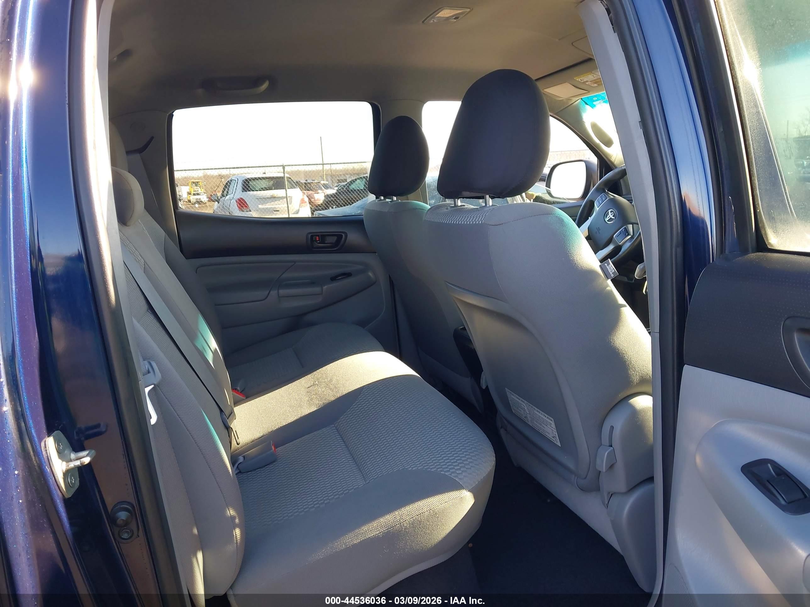 TOYOTA TACOMA image 8
