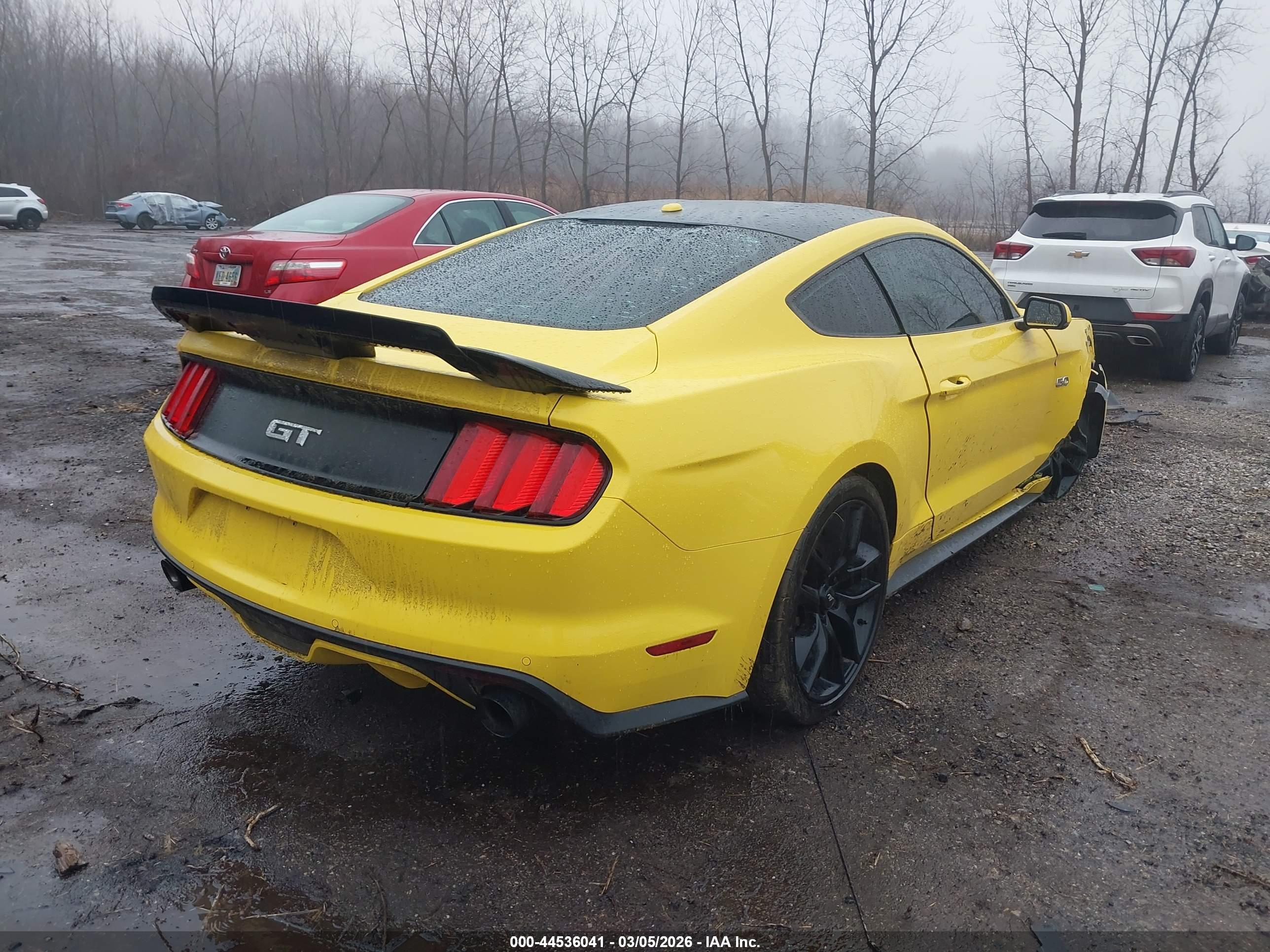 FORD MUSTANG image 4