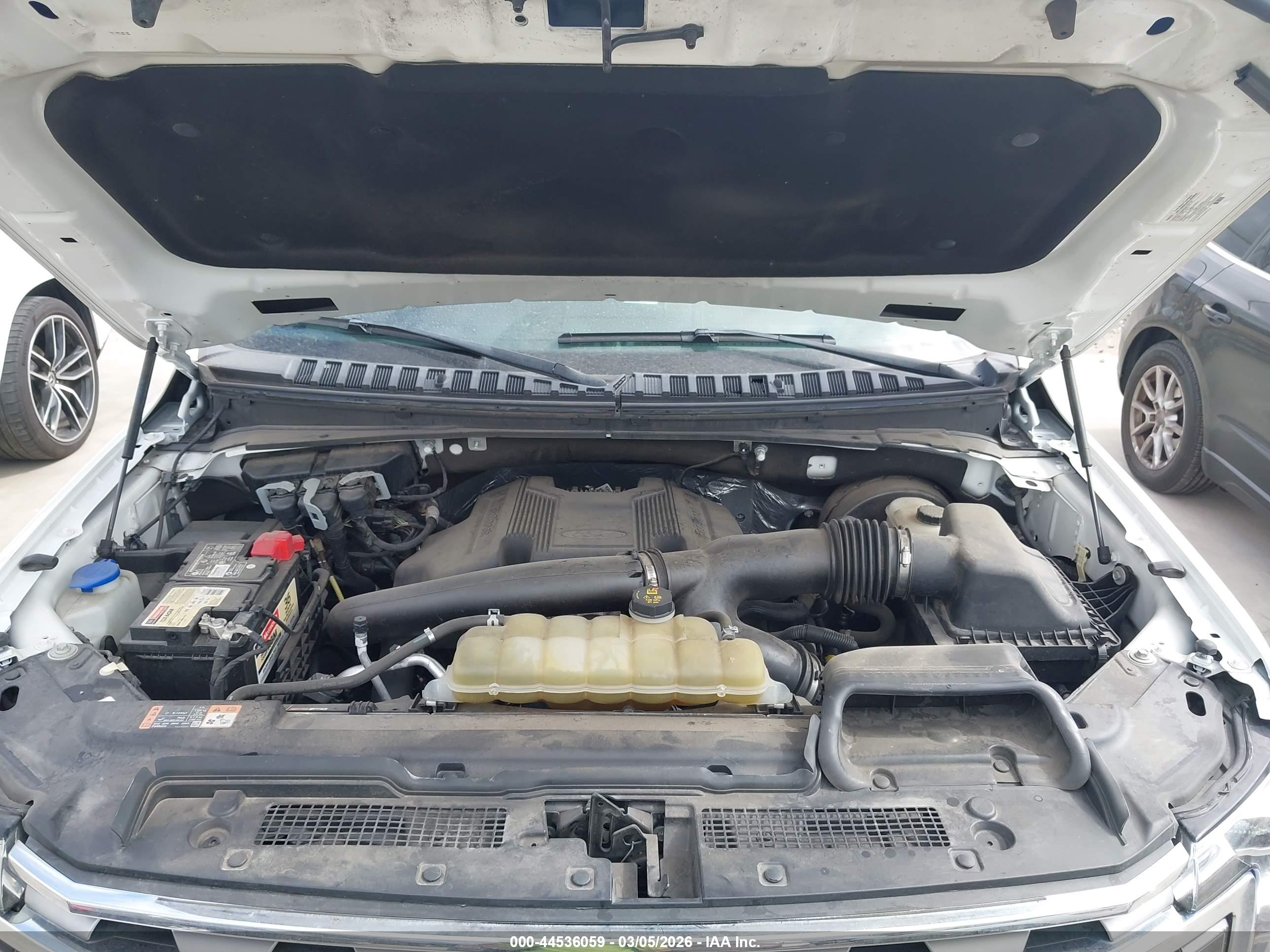FORD EXPEDITION image 10