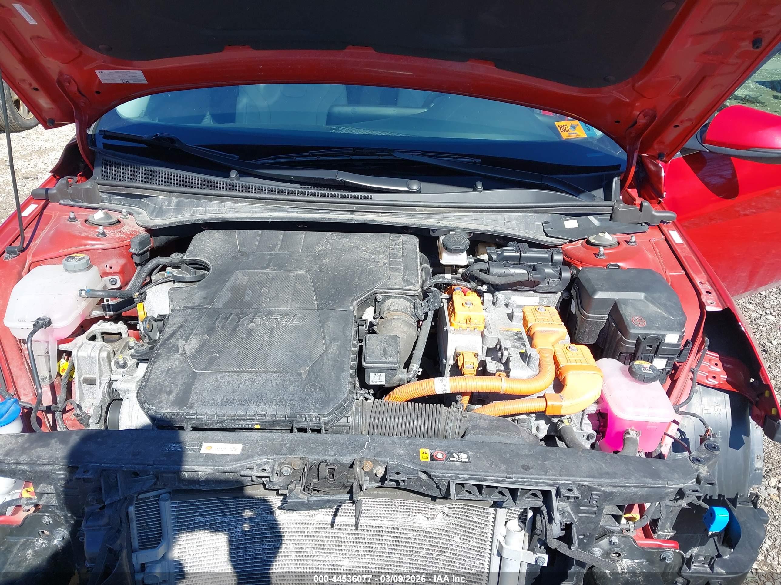 HYUNDAI ELANTRA image 10