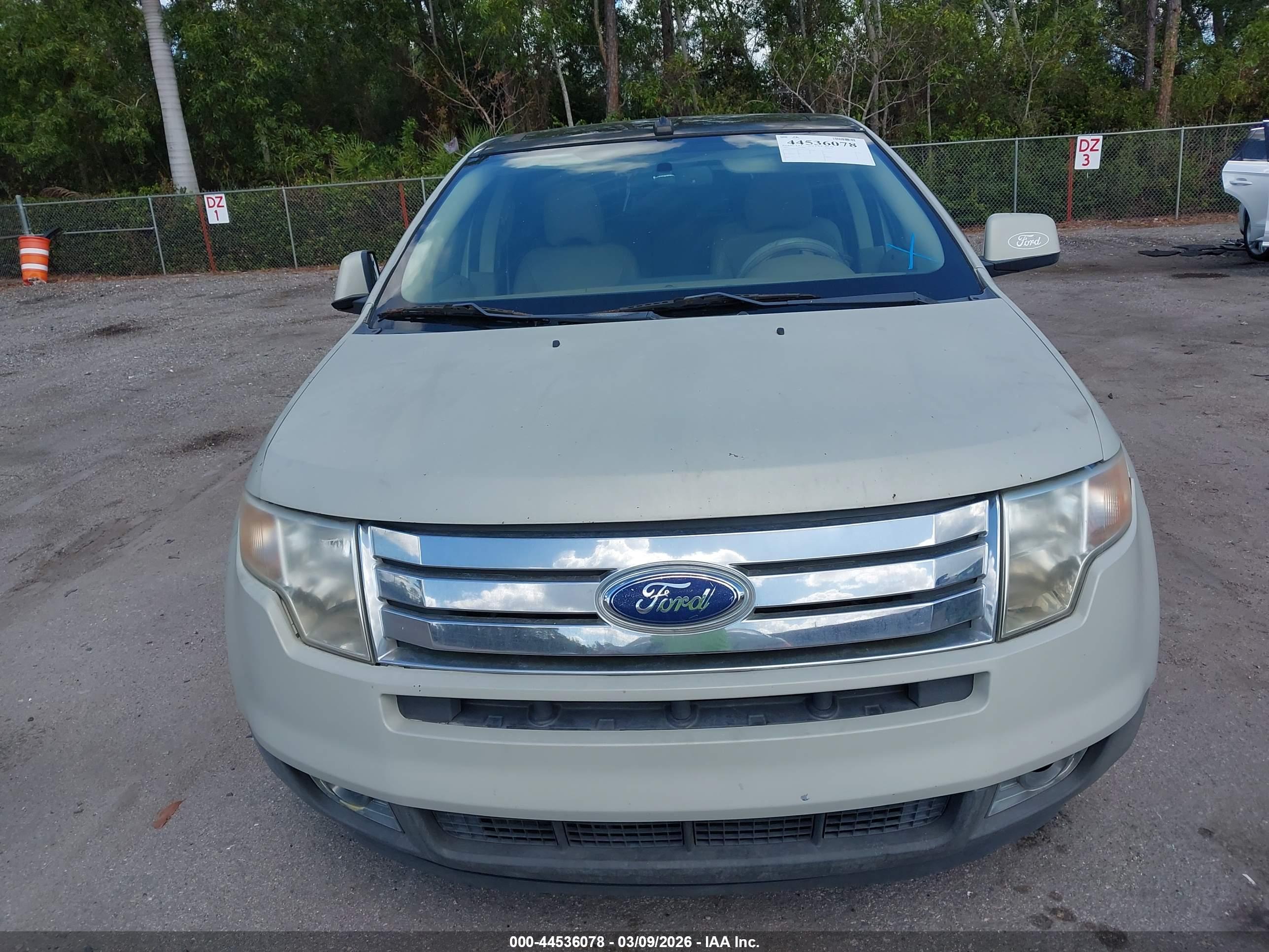 FORD EDGE image 6