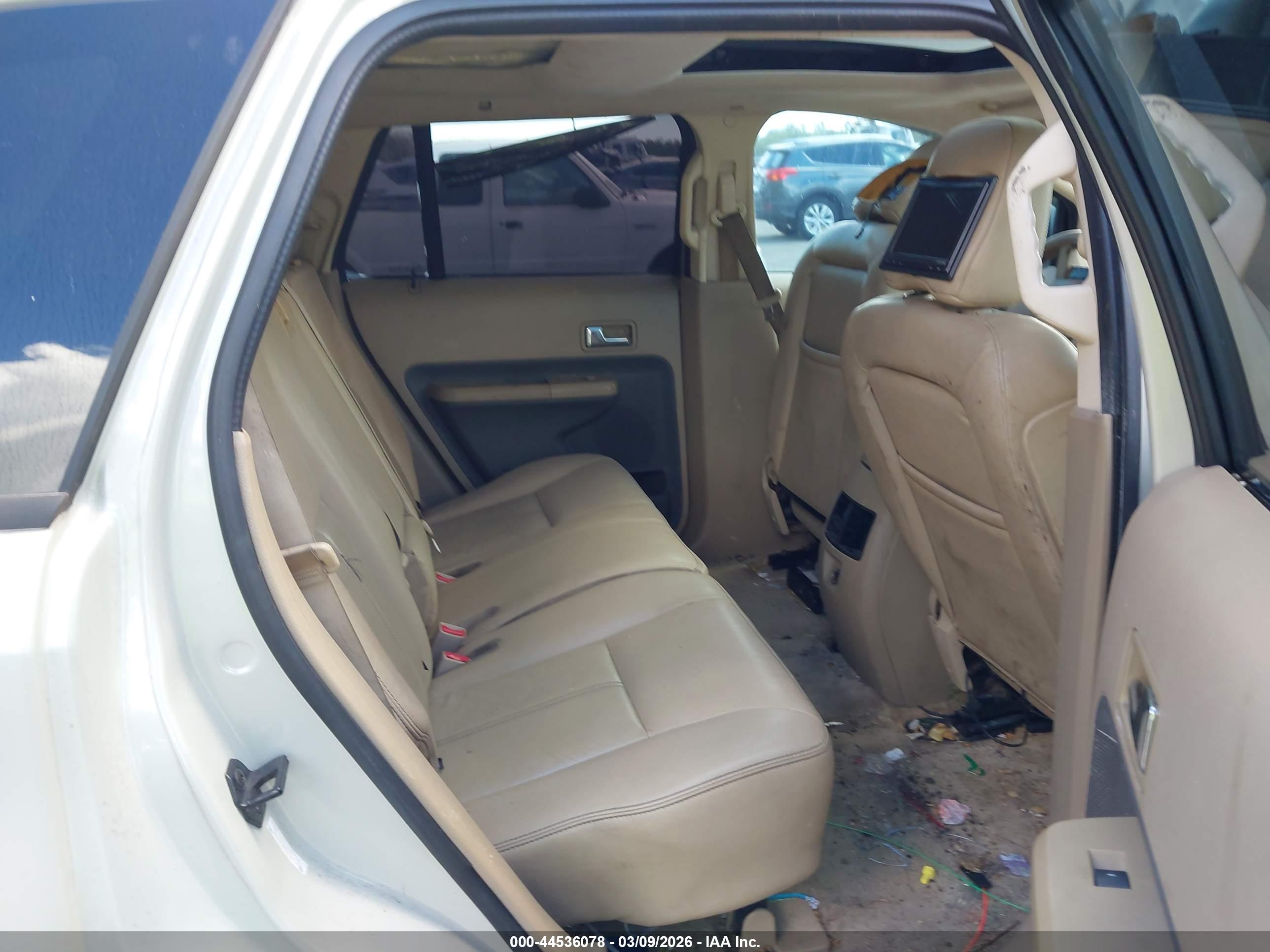 FORD EDGE image 8