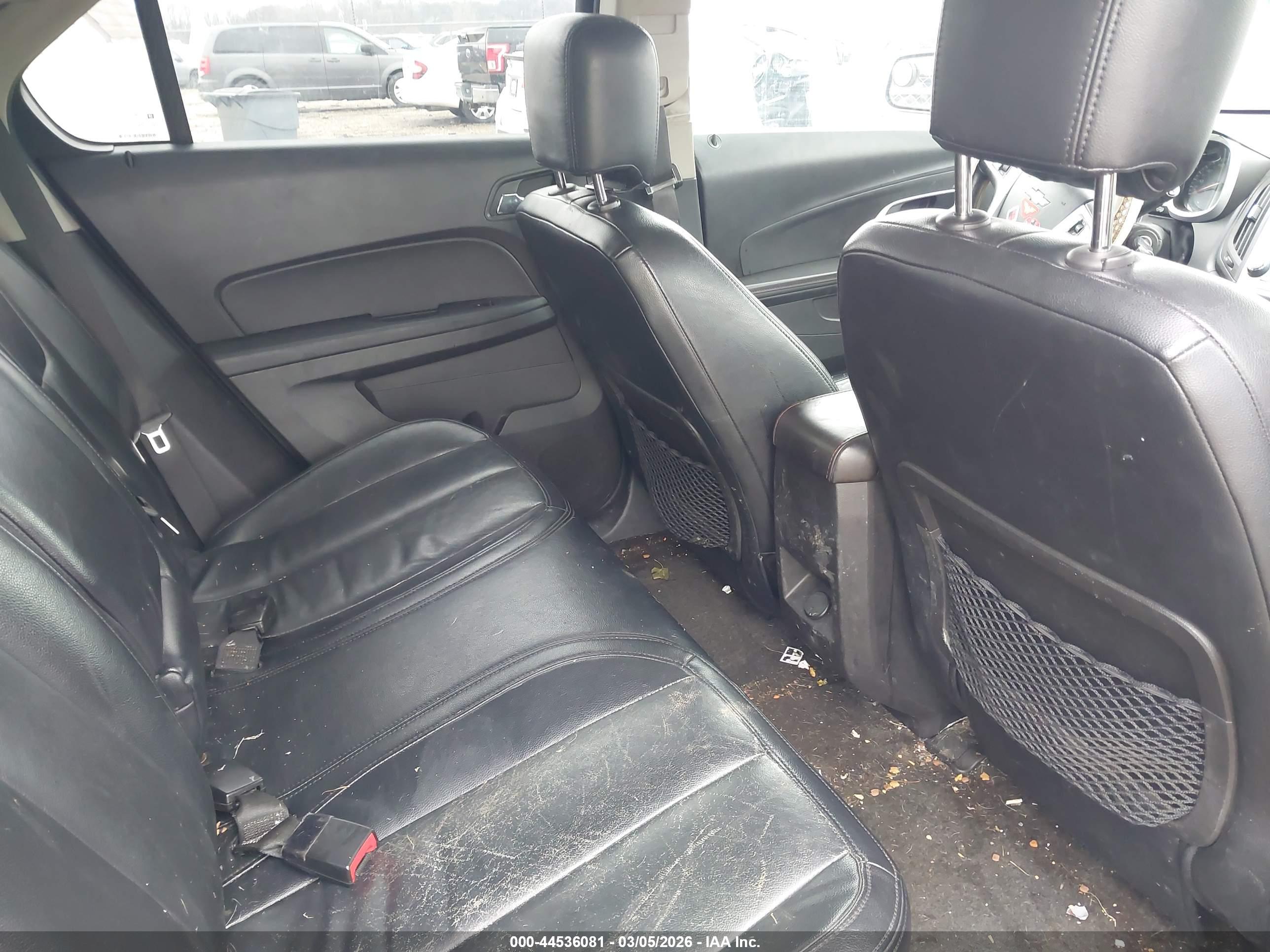 CHEVROLET EQUINOX image 8