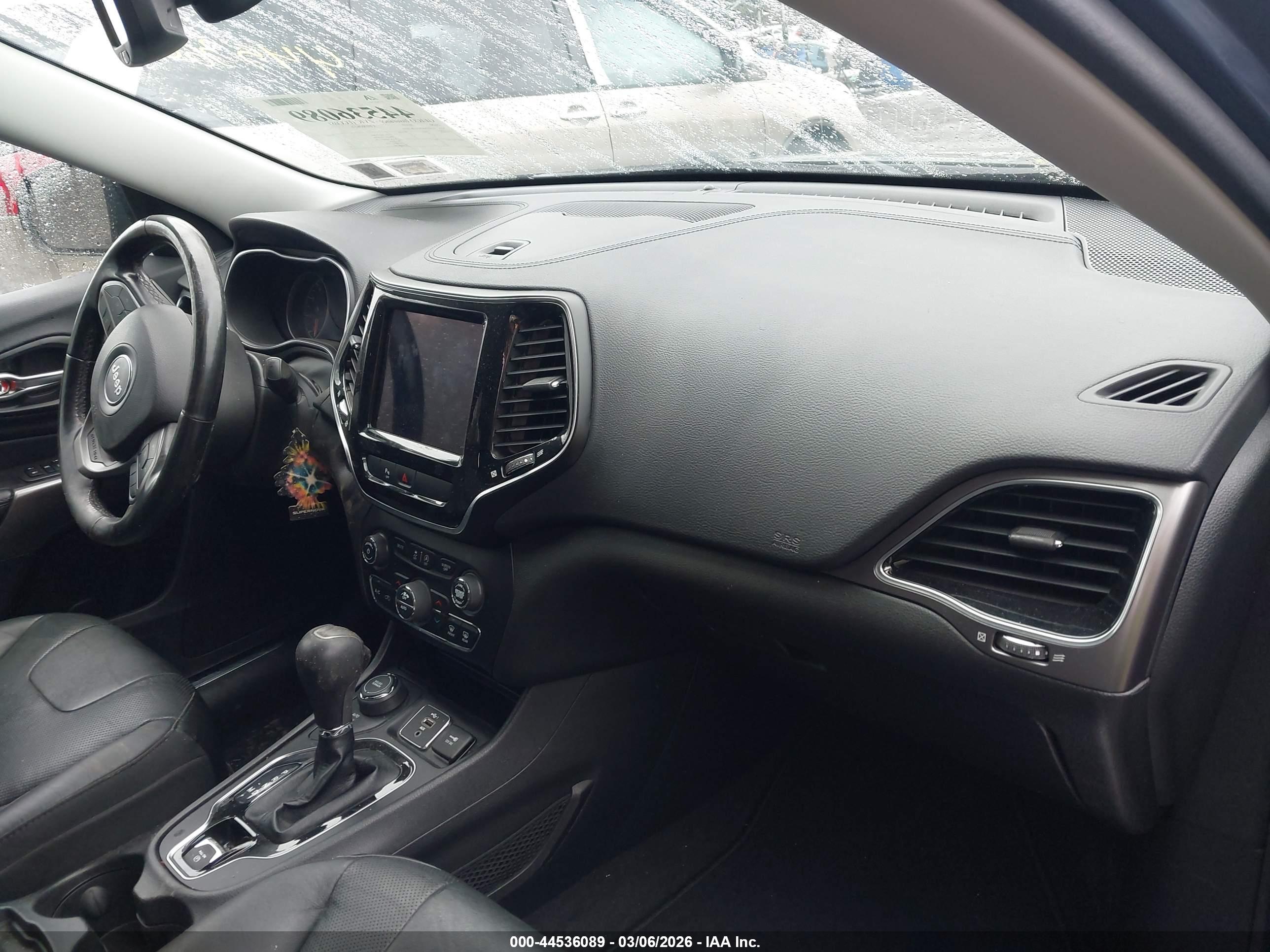 JEEP CHEROKEE image 5