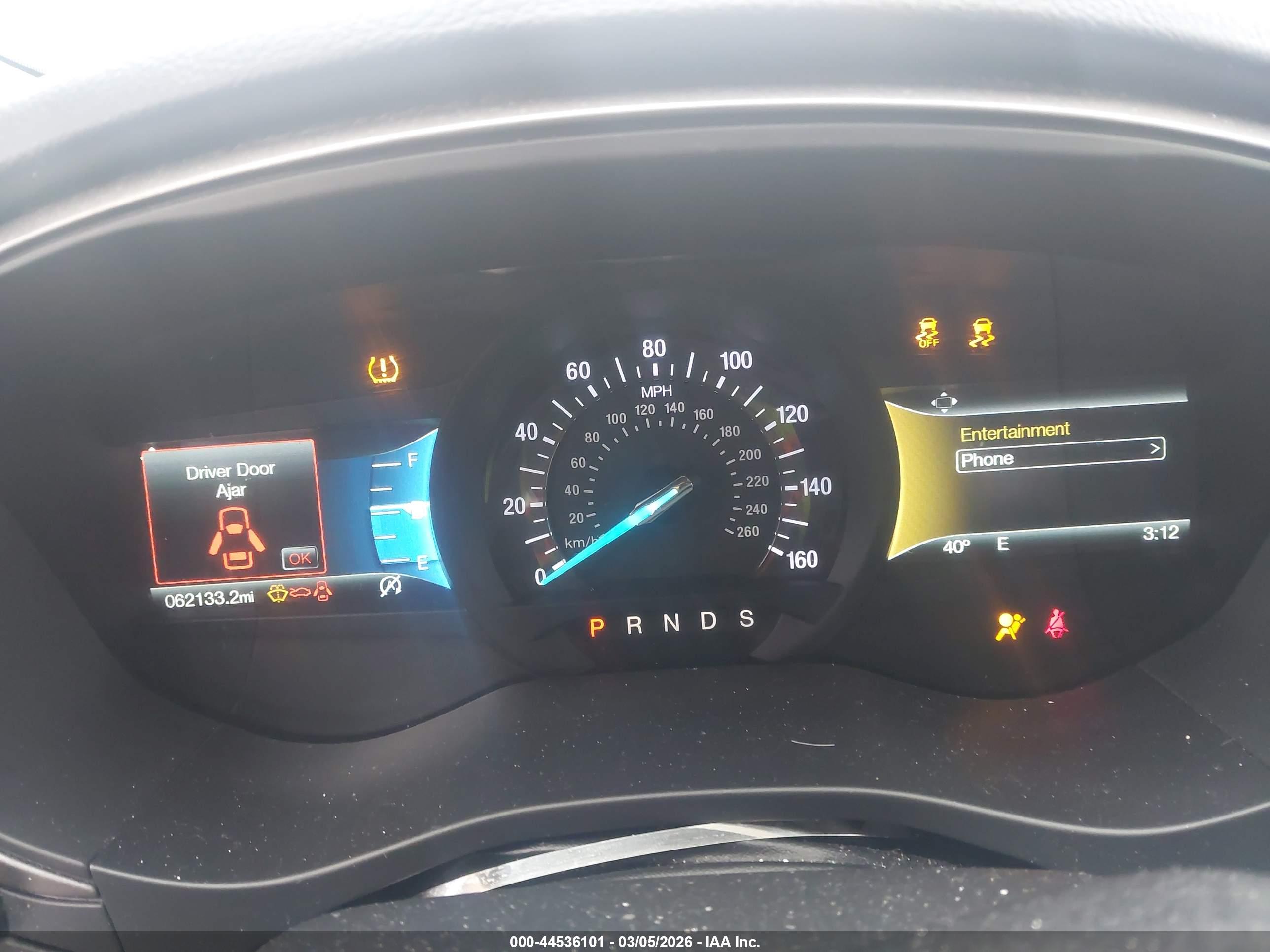 FORD FUSION image 7