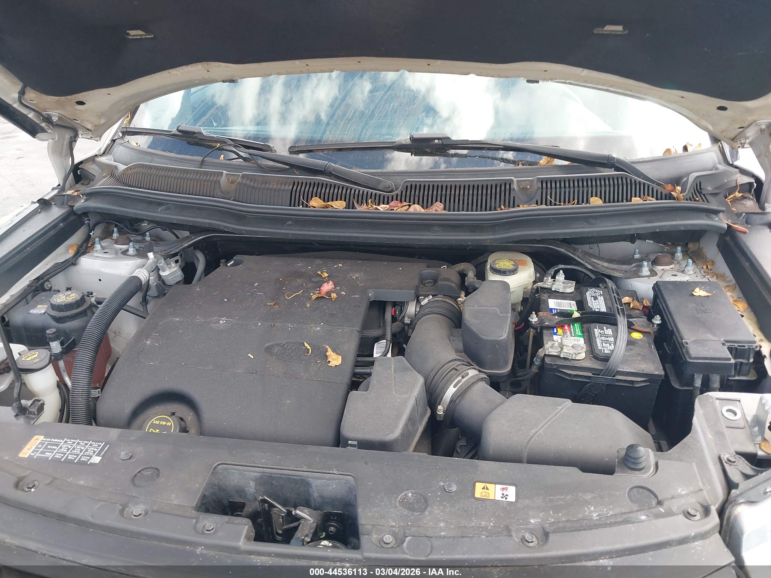 FORD EXPLORER image 10