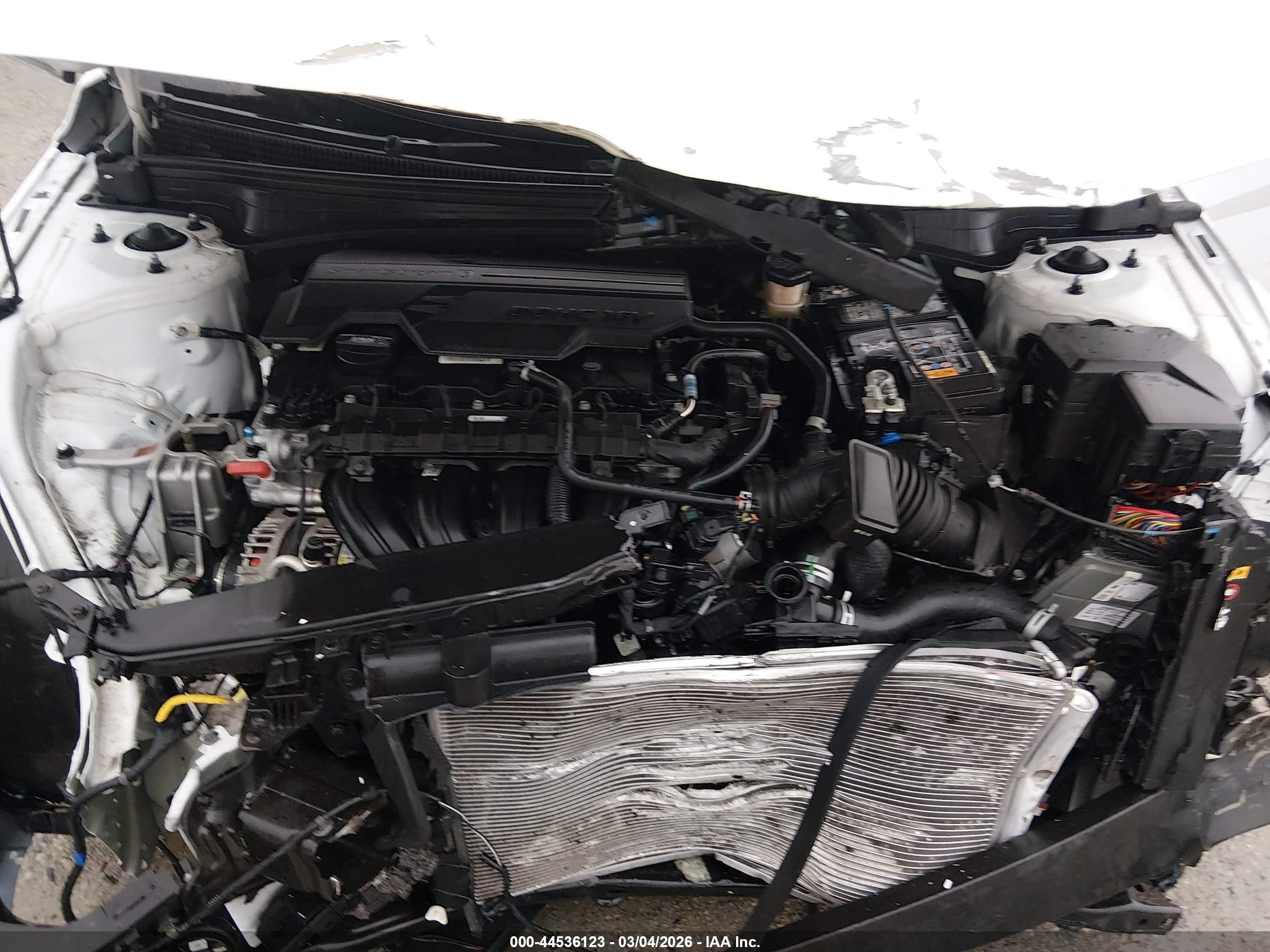 HYUNDAI ELANTRA image 10
