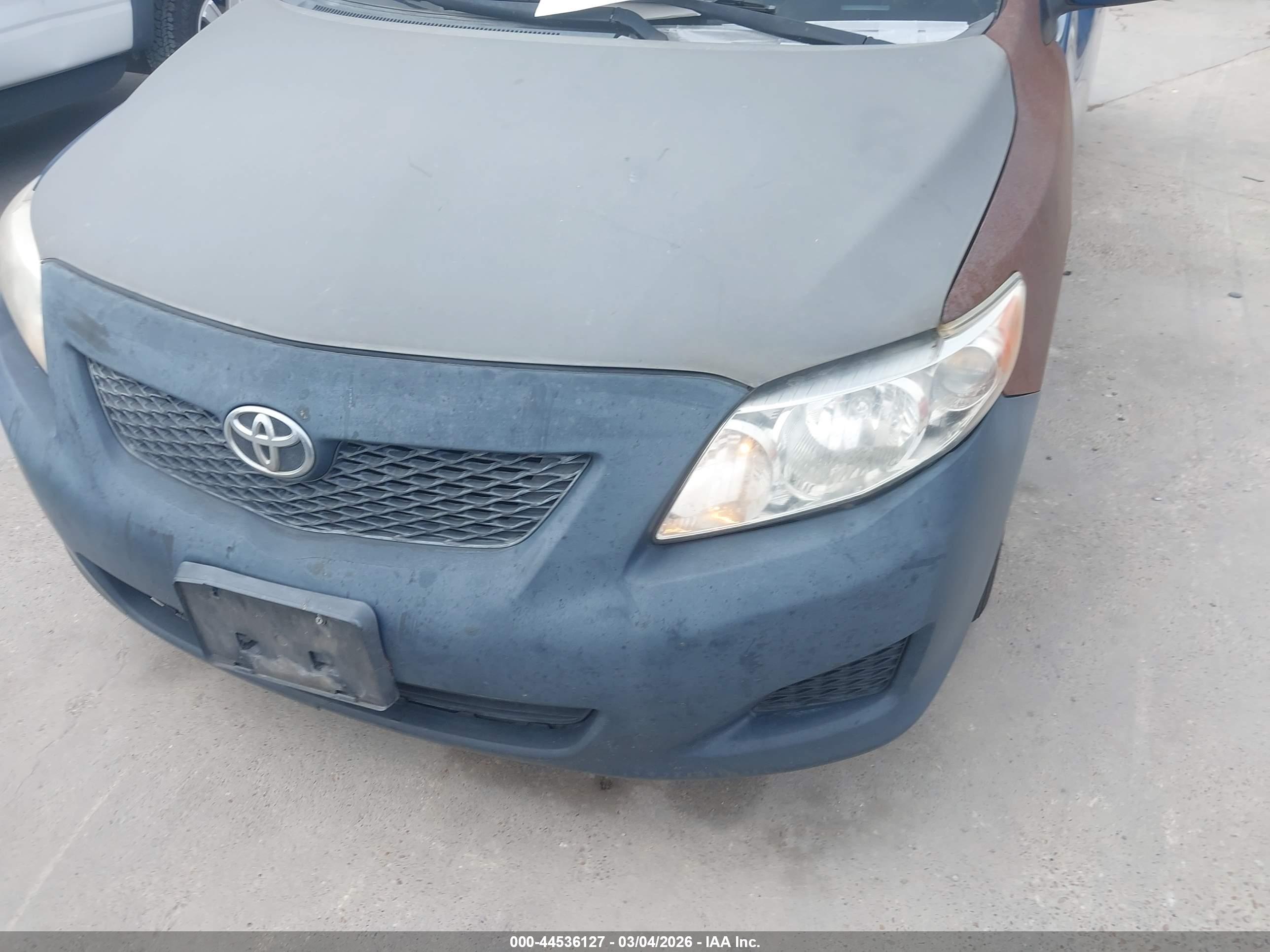 TOYOTA COROLLA image 6