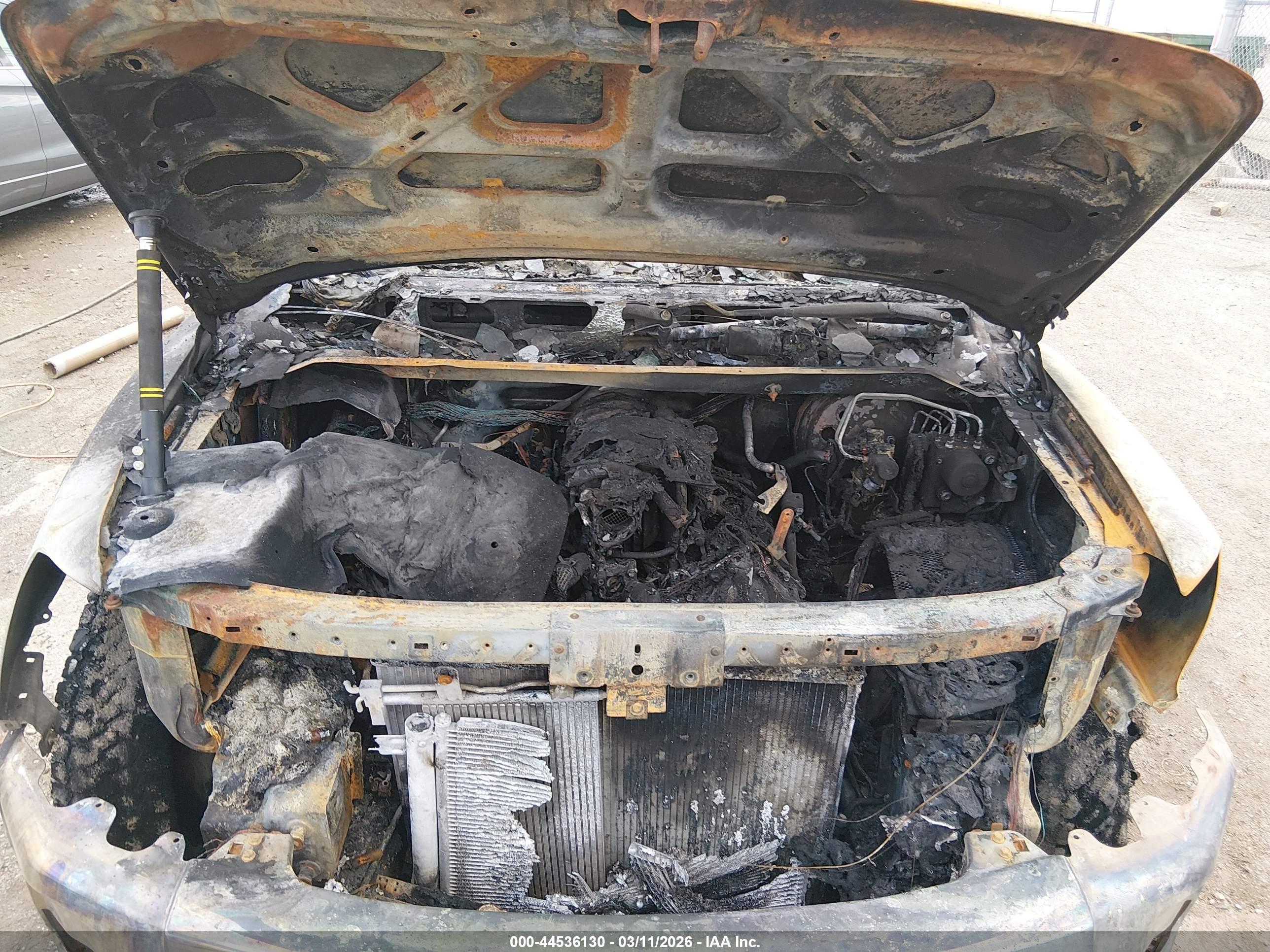 NISSAN ARMADA image 10