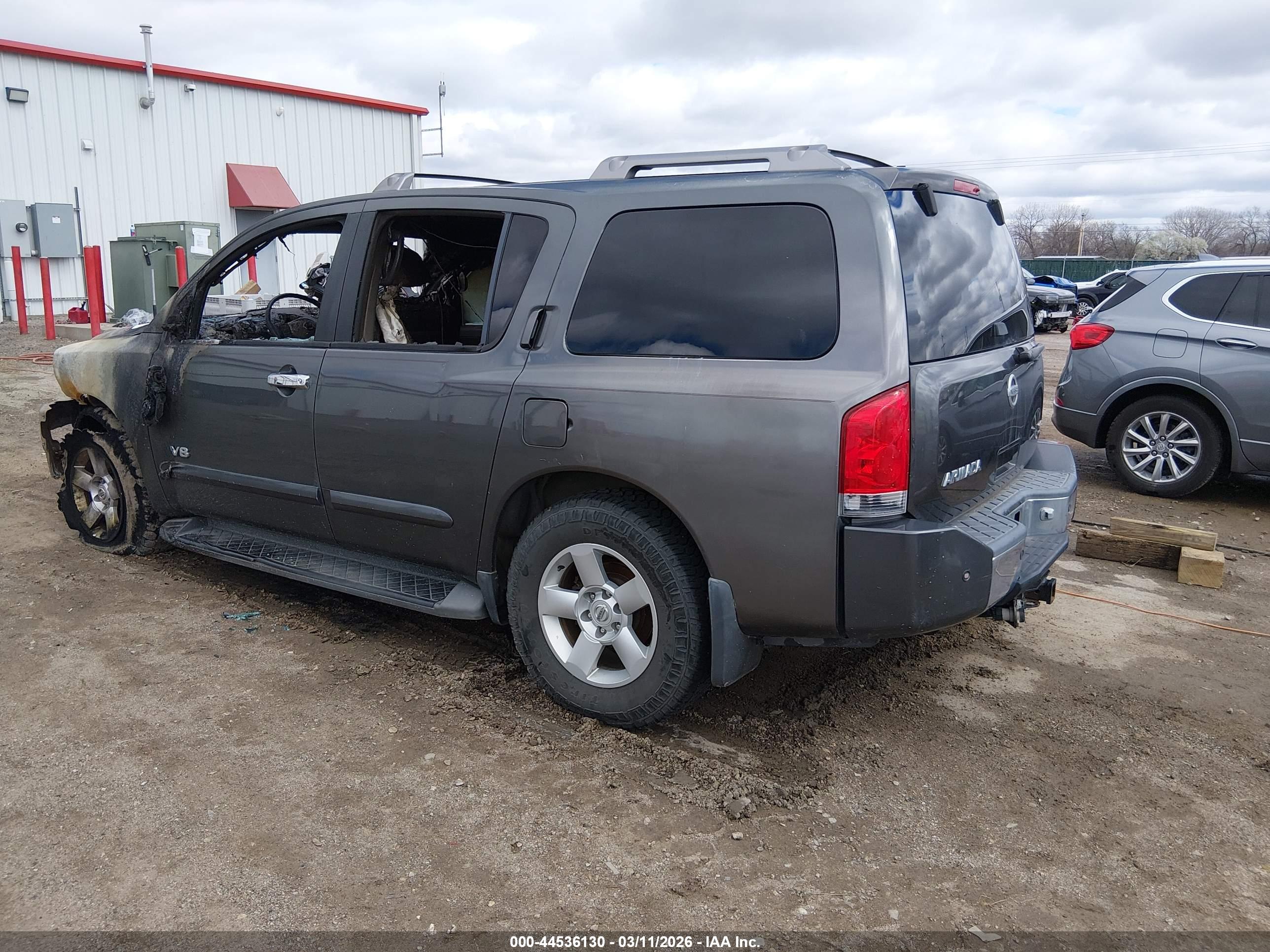 NISSAN ARMADA image 3