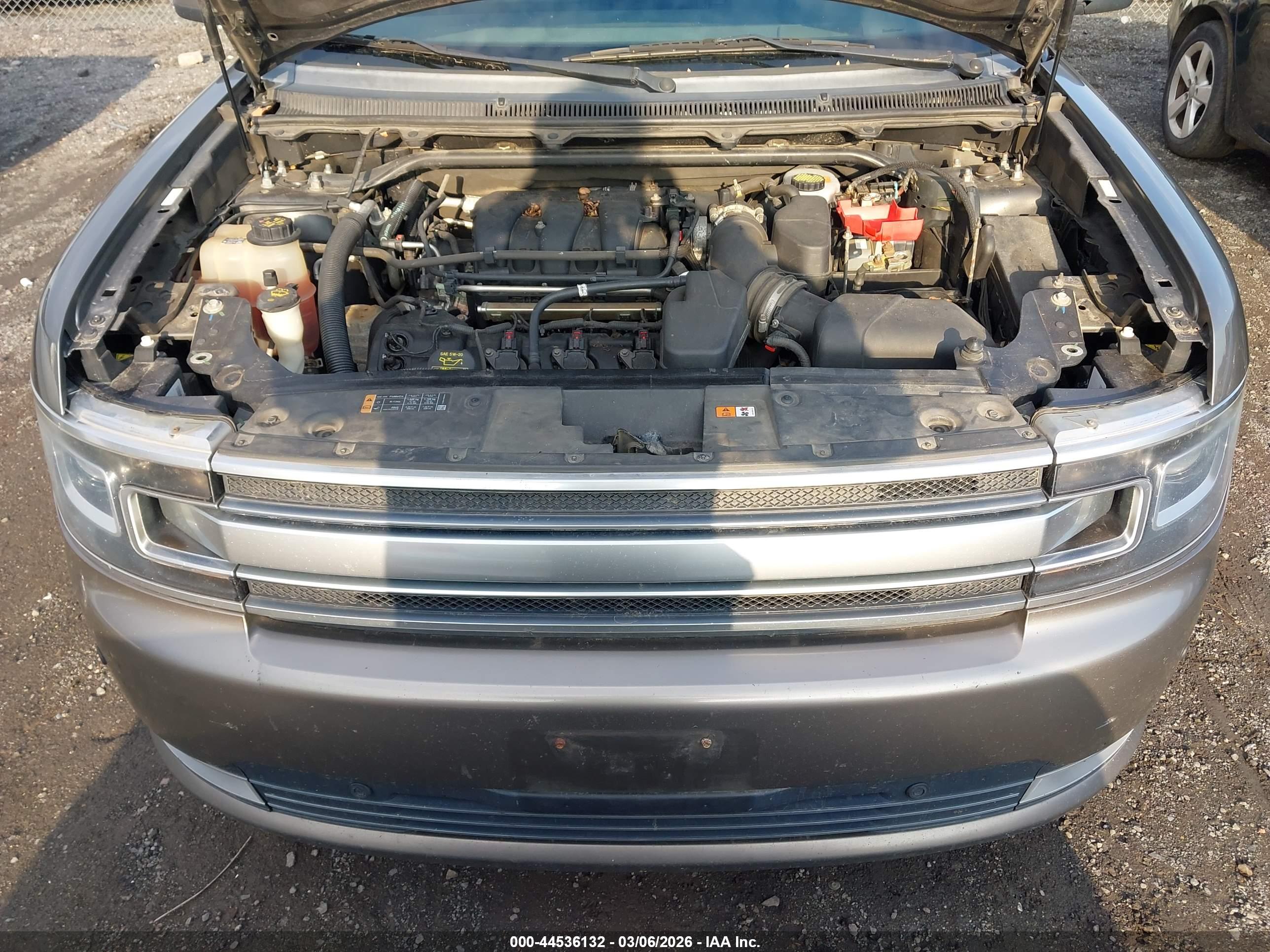 FORD FLEX image 6