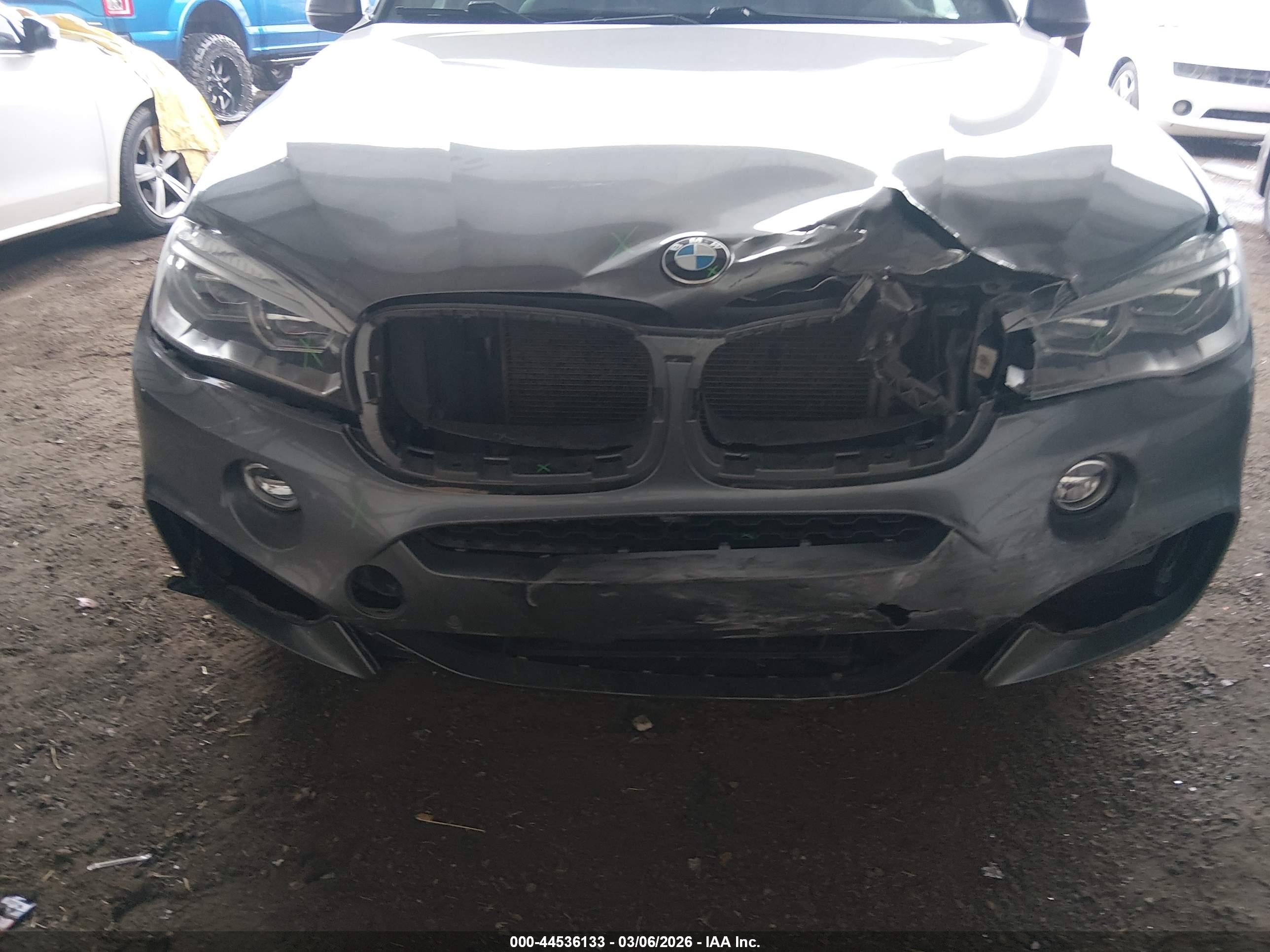 BMW X6 image 6
