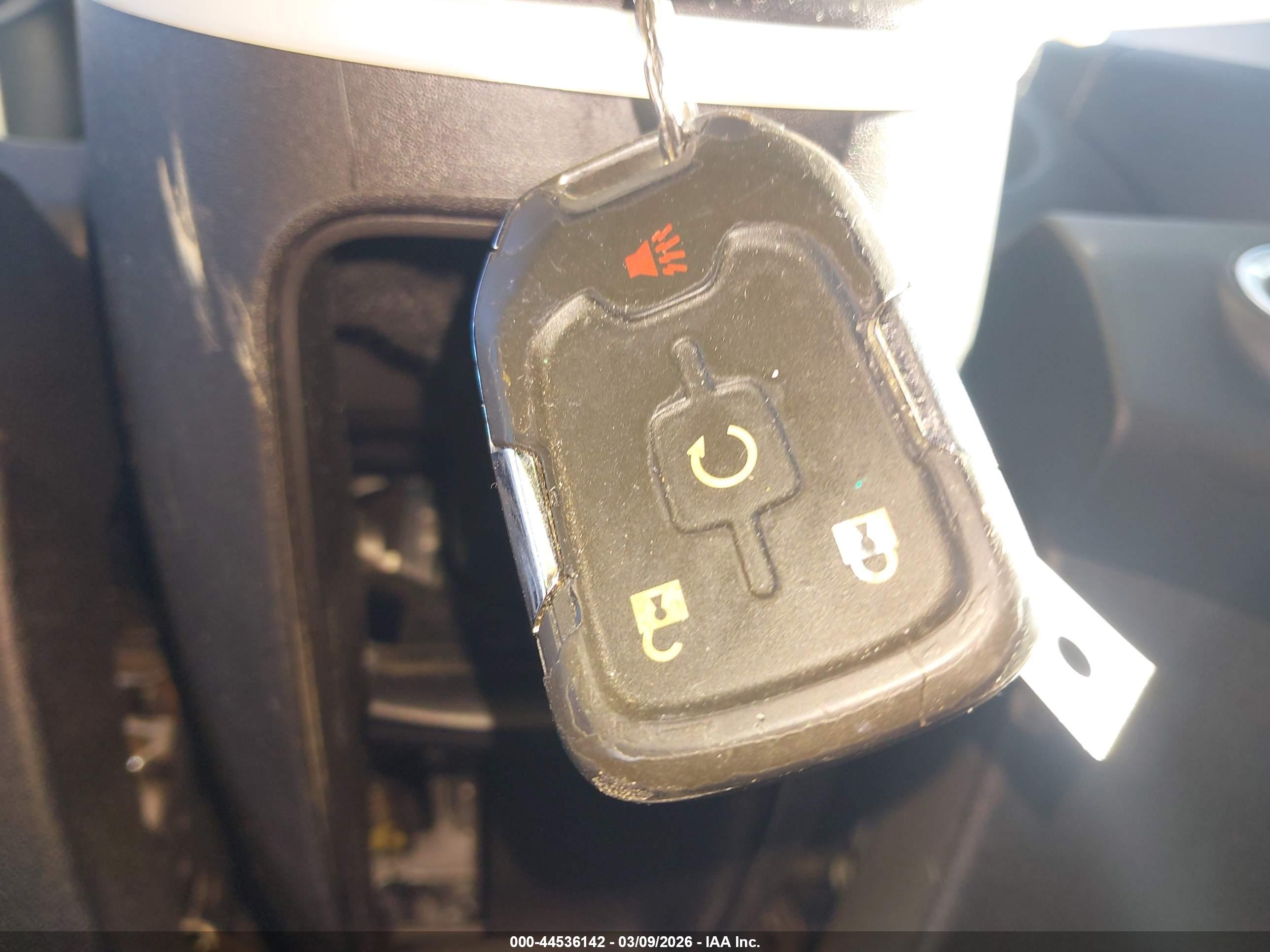 GMC TERRAIN image 11