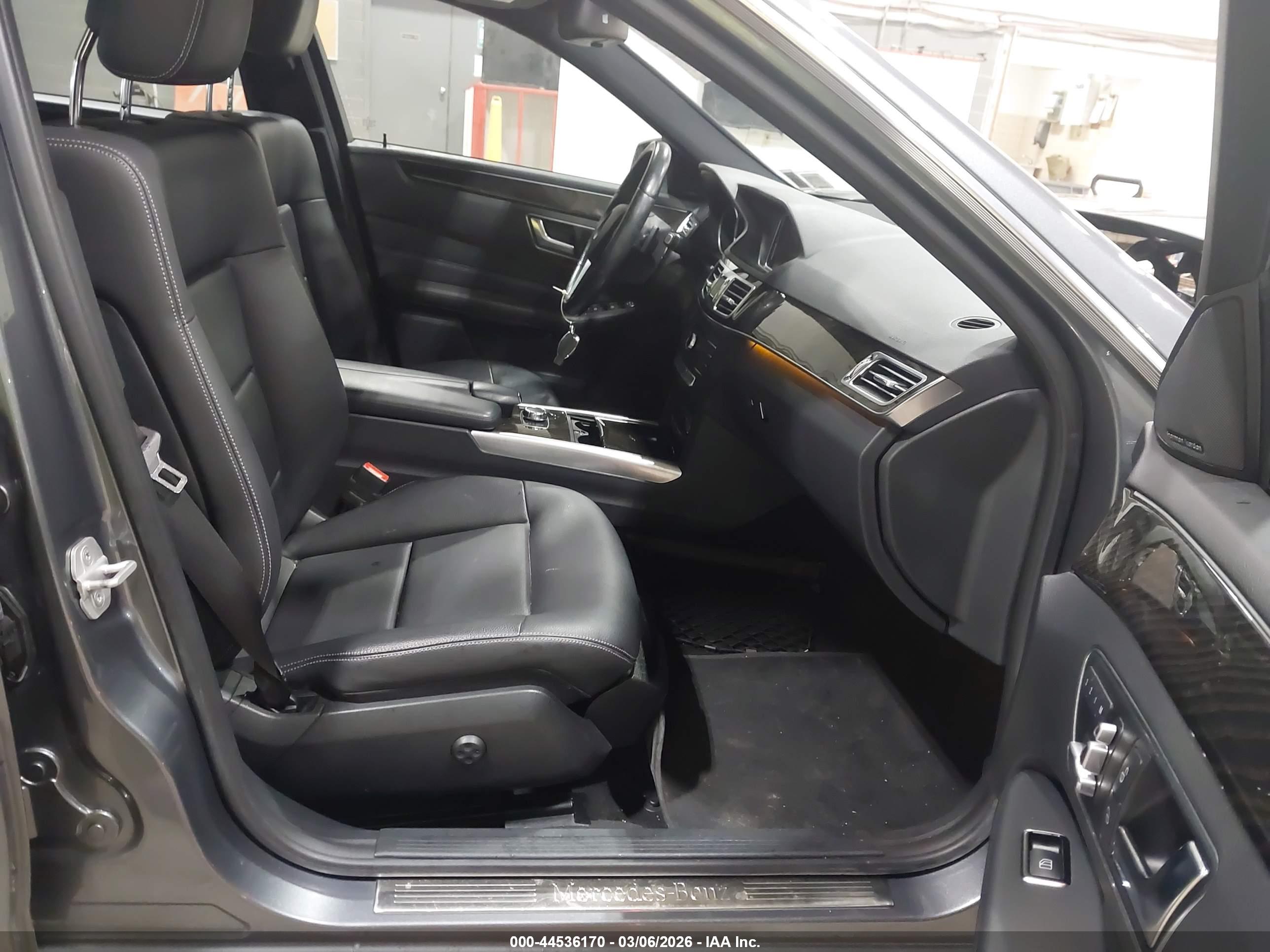 MERCEDES-BENZ E image 5