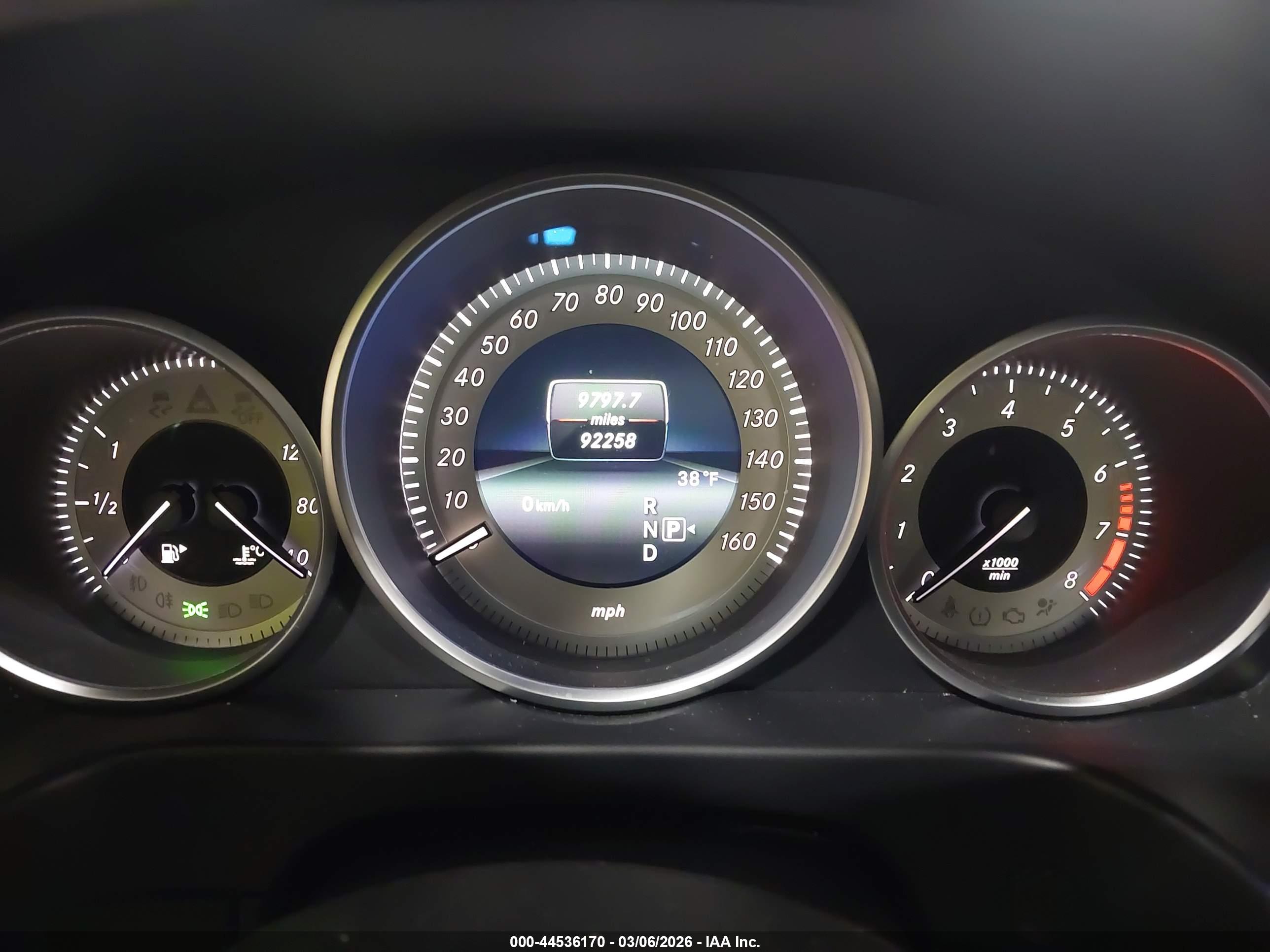 MERCEDES-BENZ E image 7