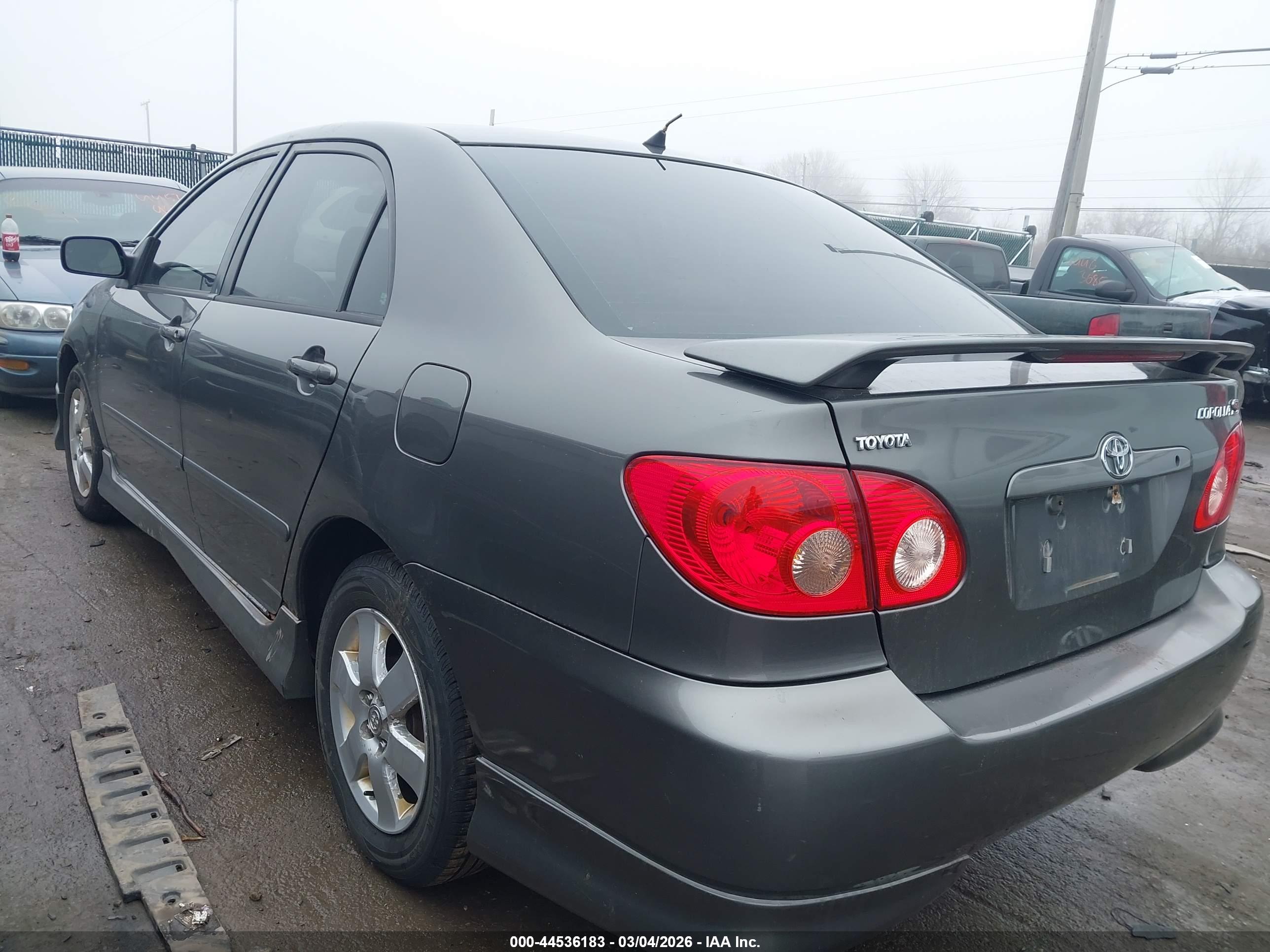 TOYOTA COROLLA image 3