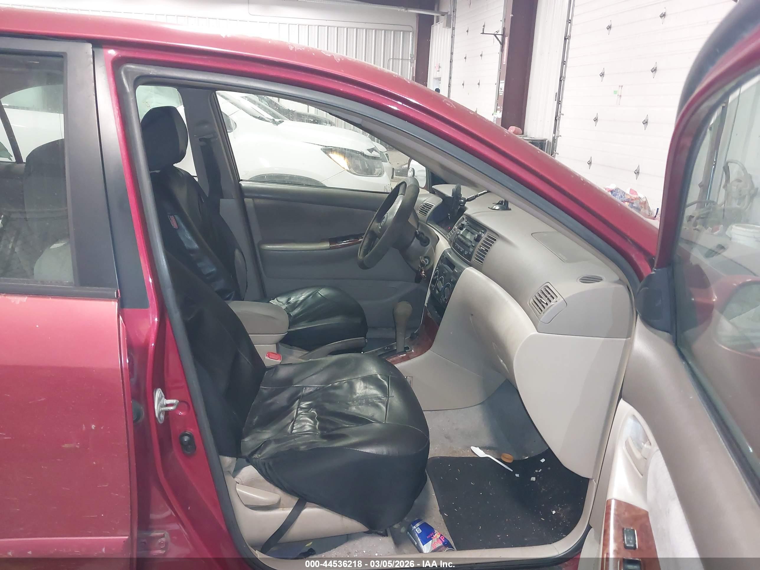 TOYOTA COROLLA image 5
