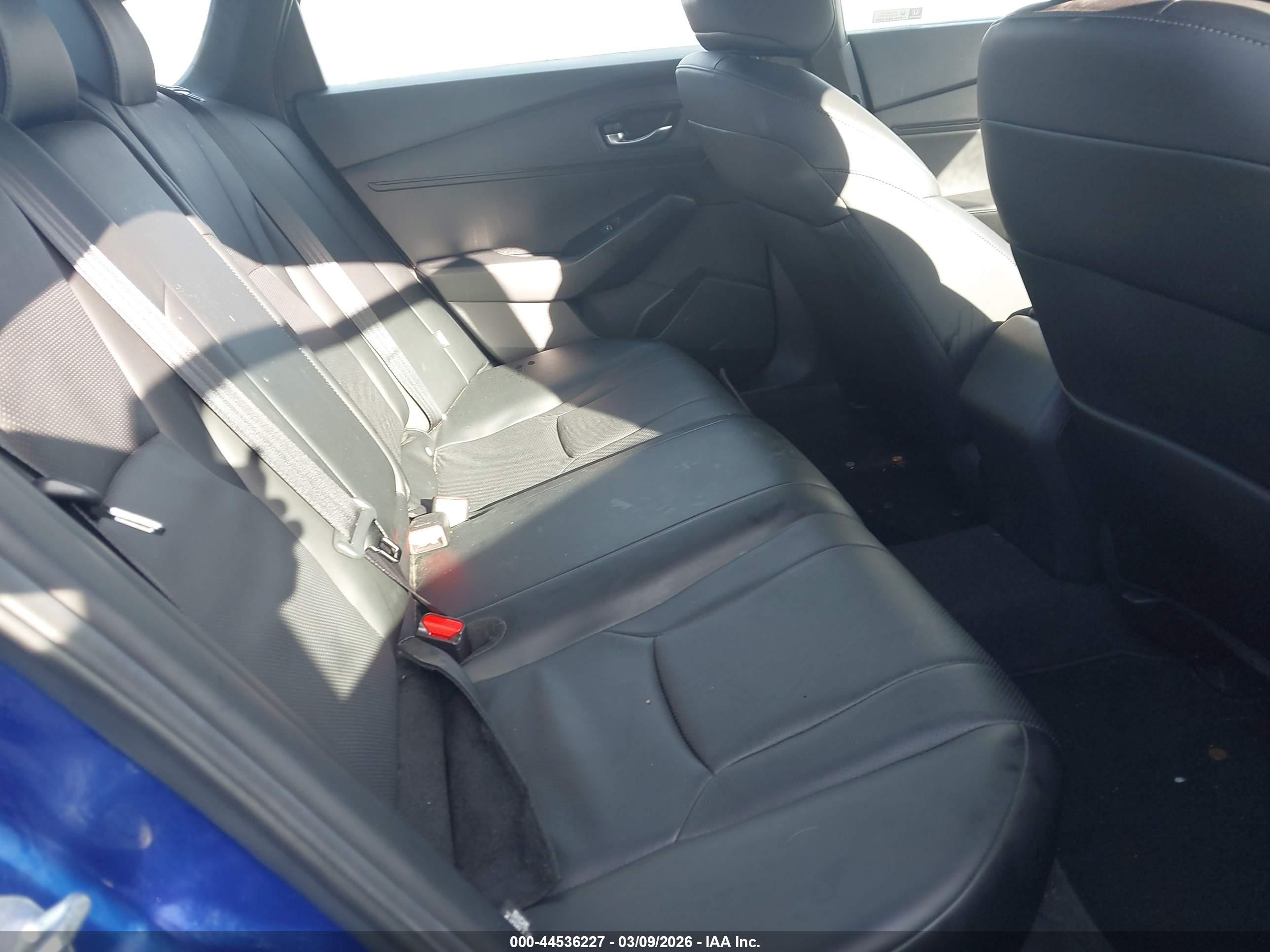 HONDA ACCORD image 8