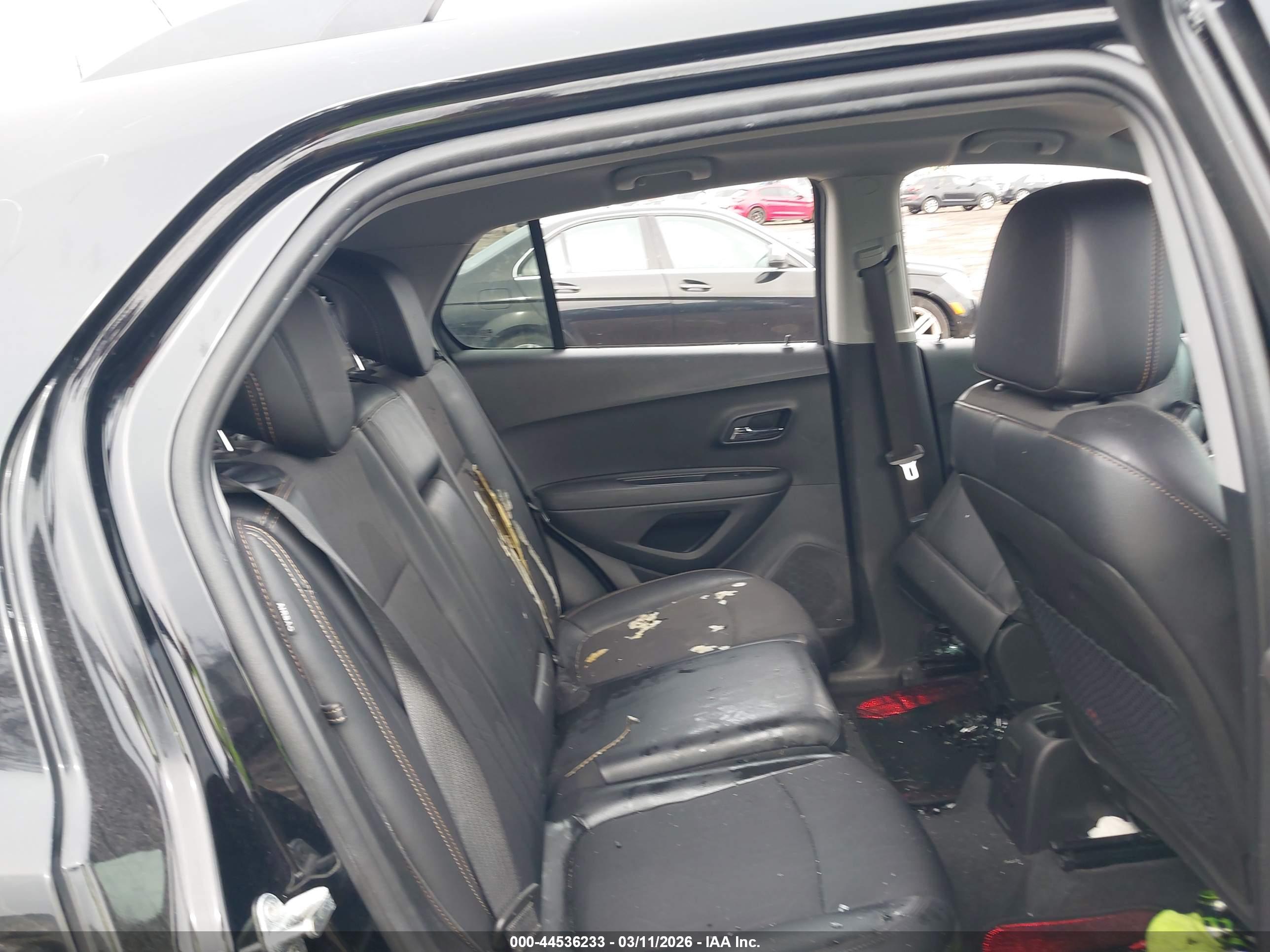 CHEVROLET TRAX image 8