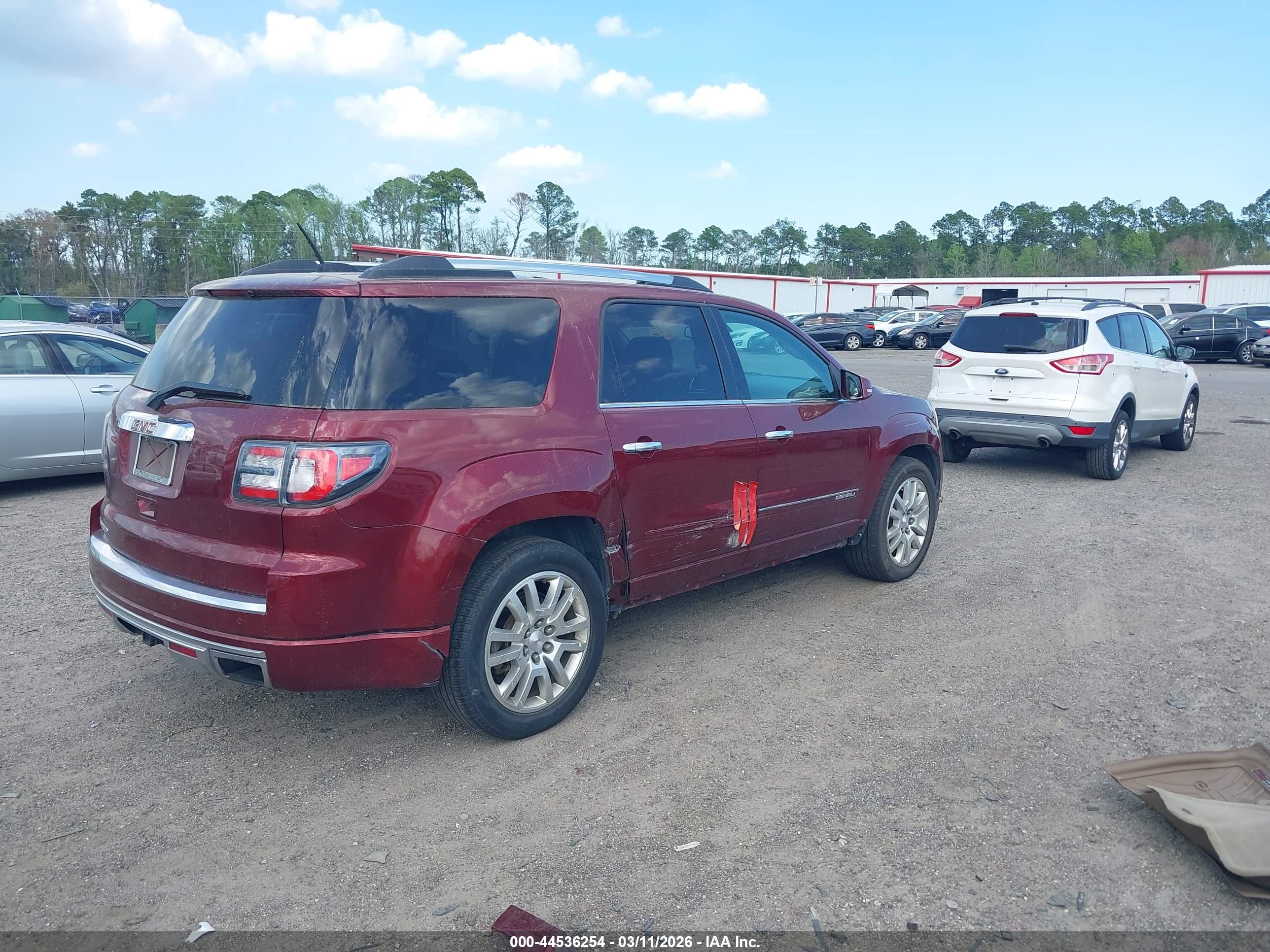 GMC ACADIA image 4