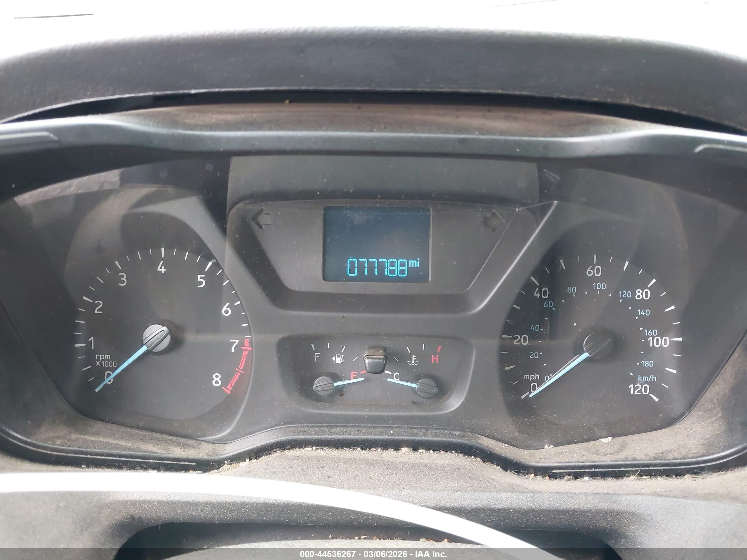 FORD TRANSIT-150 image 7
