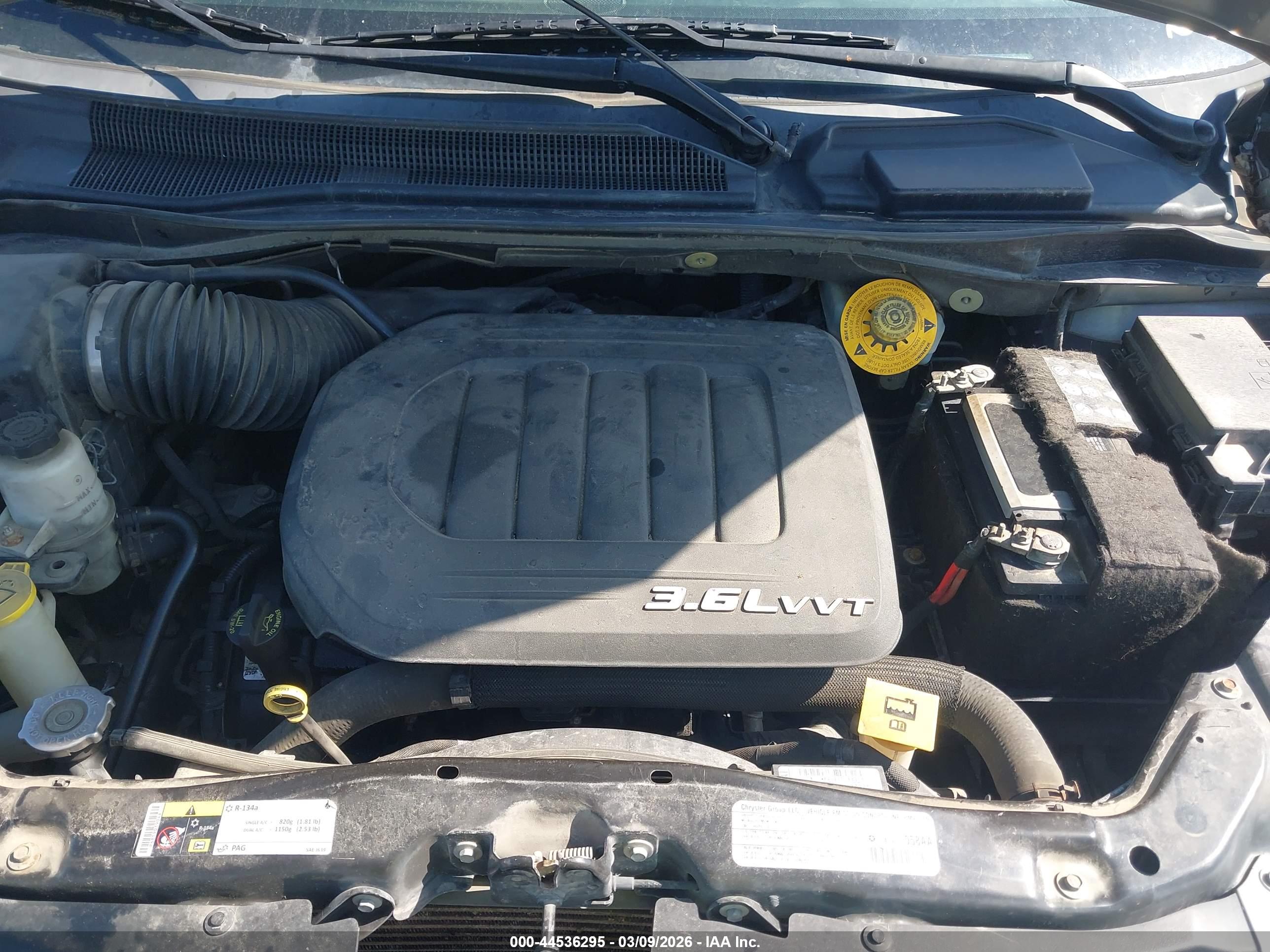 CHRYSLER TOWN image 10