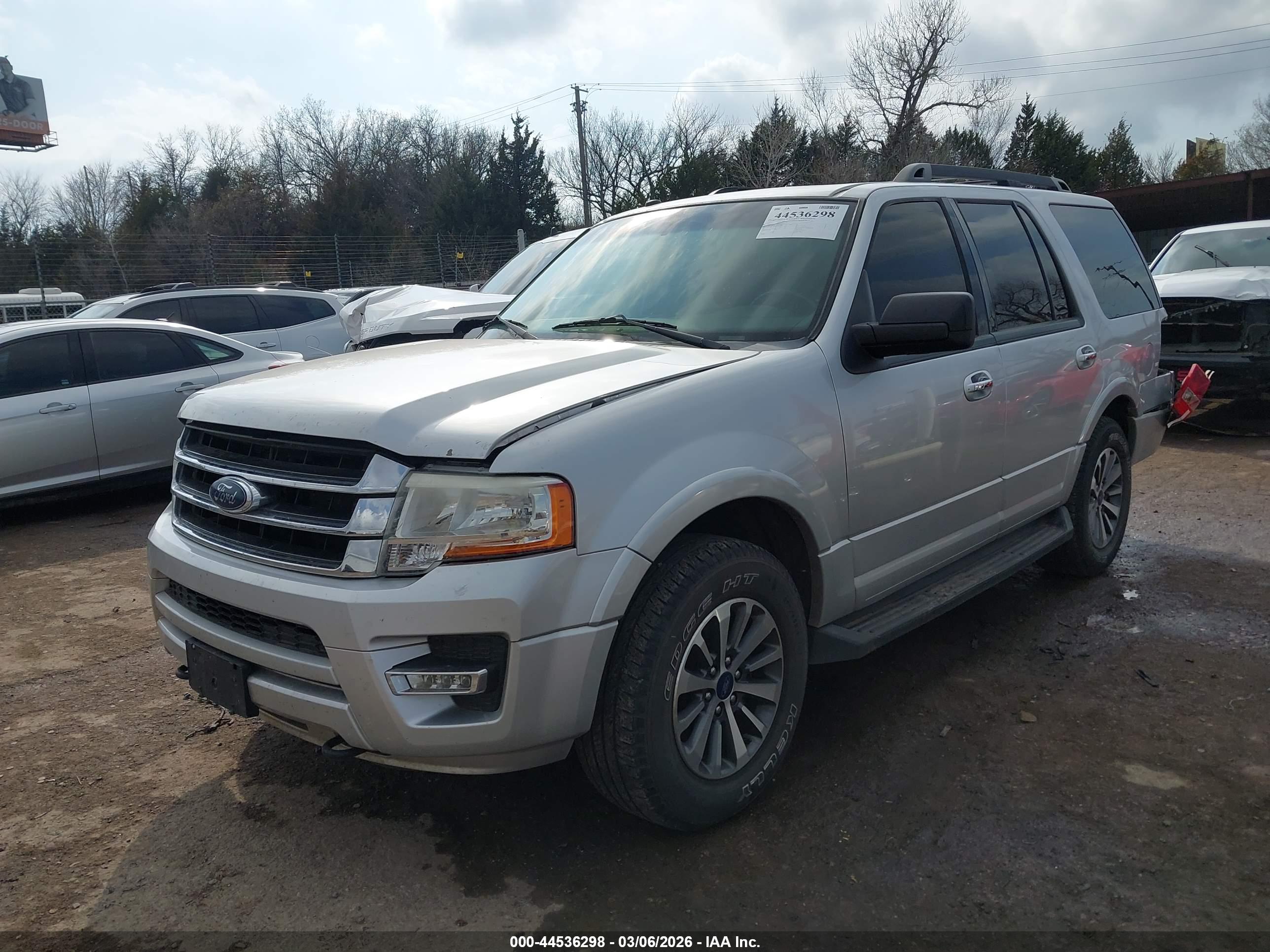 FORD EXPEDITION image 2
