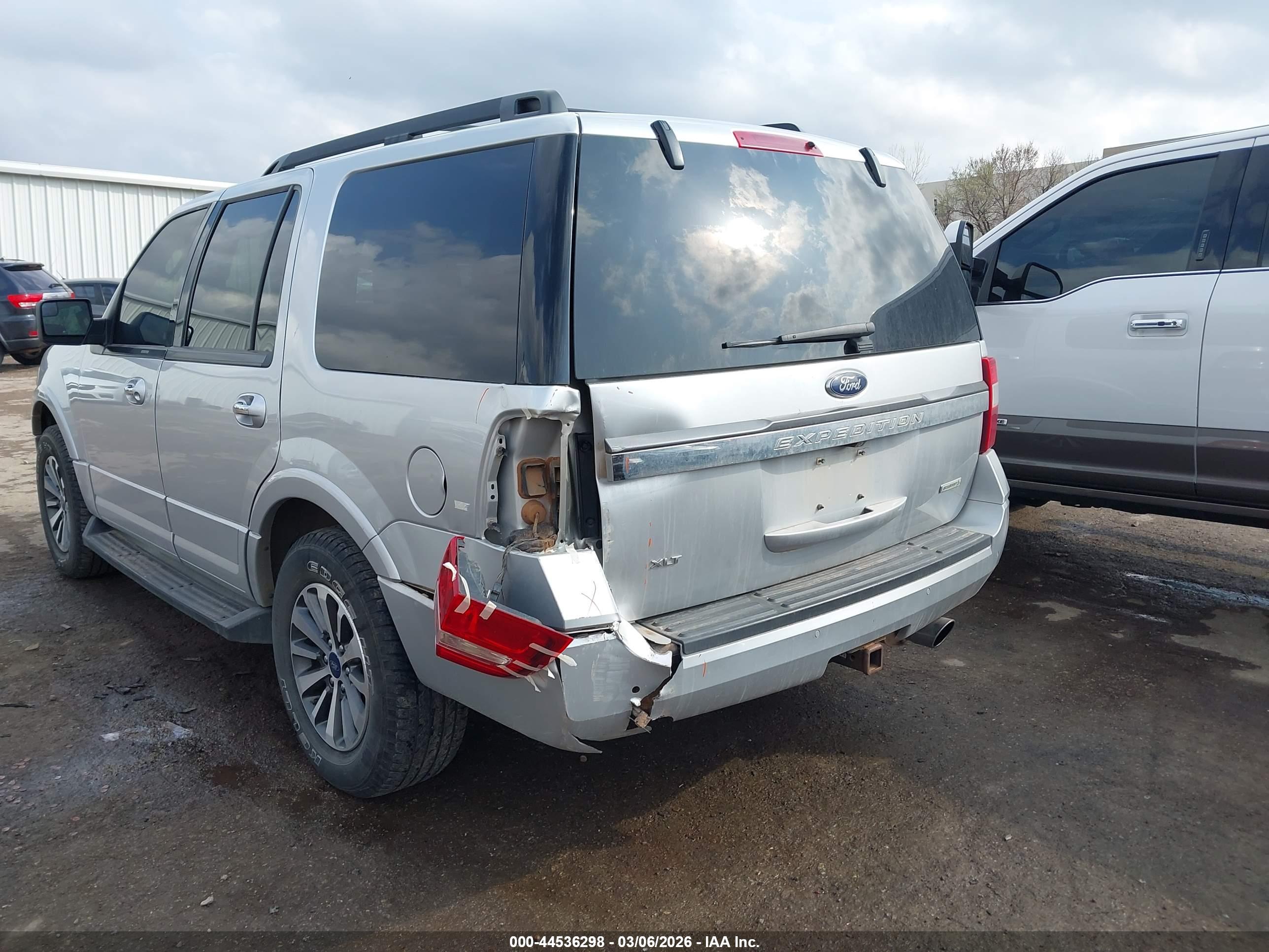 FORD EXPEDITION image 3