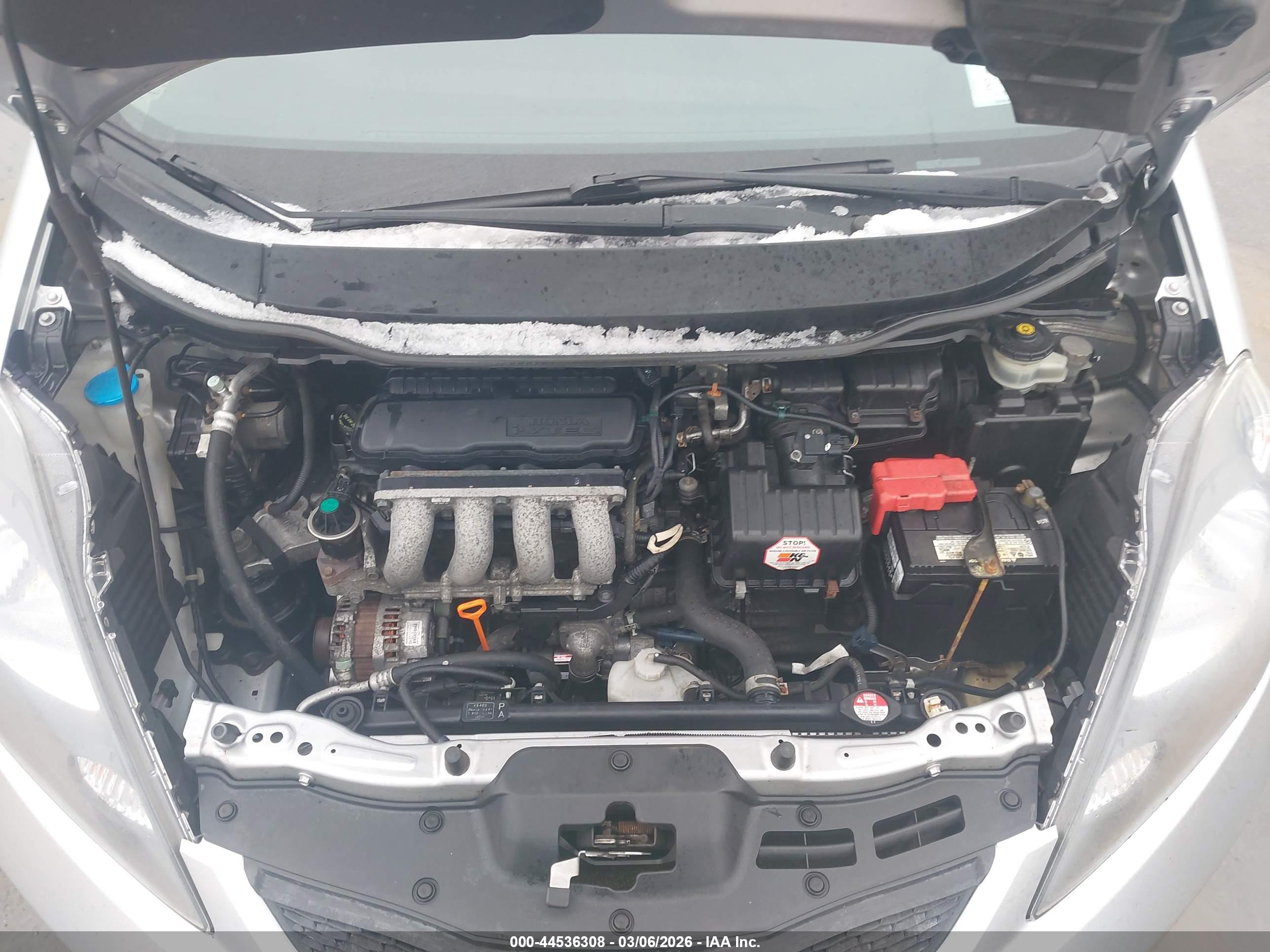 HONDA FIT image 10