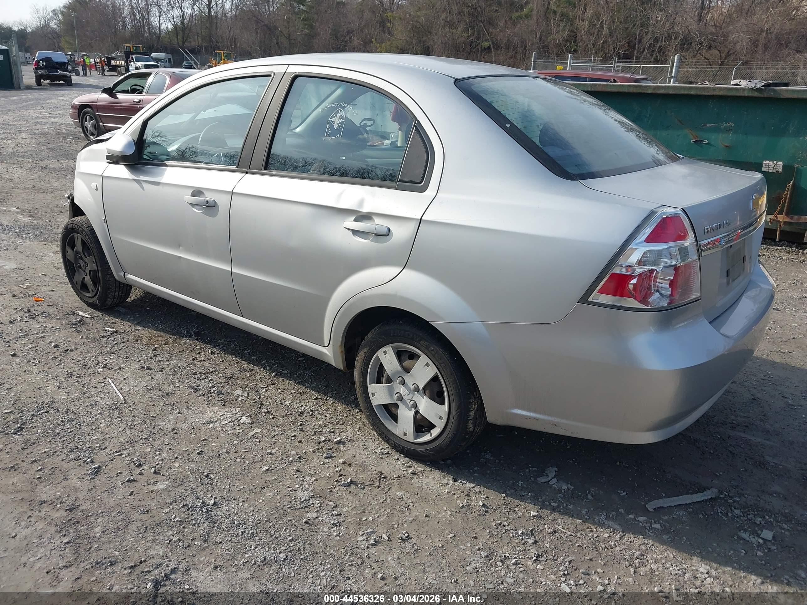 CHEVROLET AVEO image 3