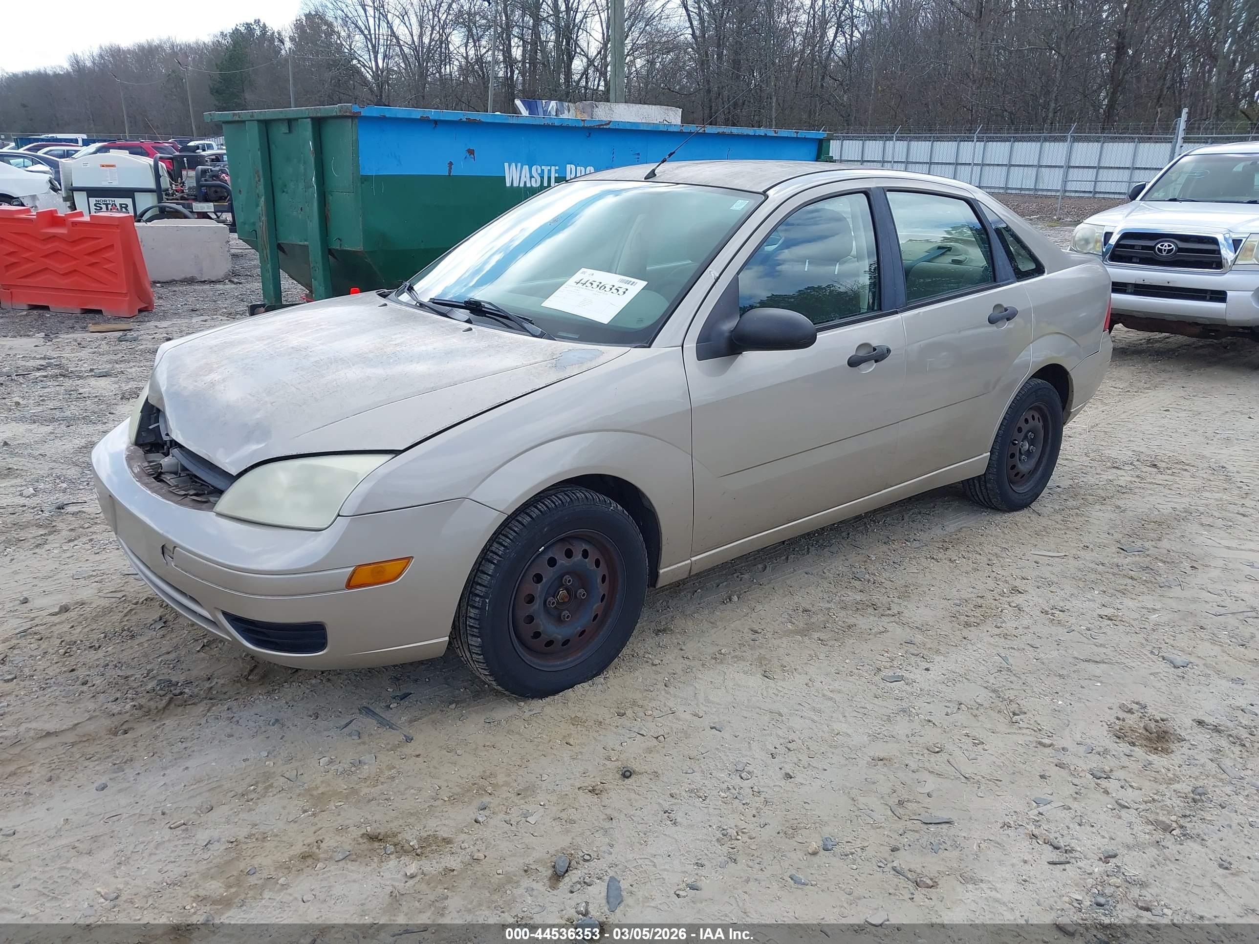 FORD FOCUS image 2