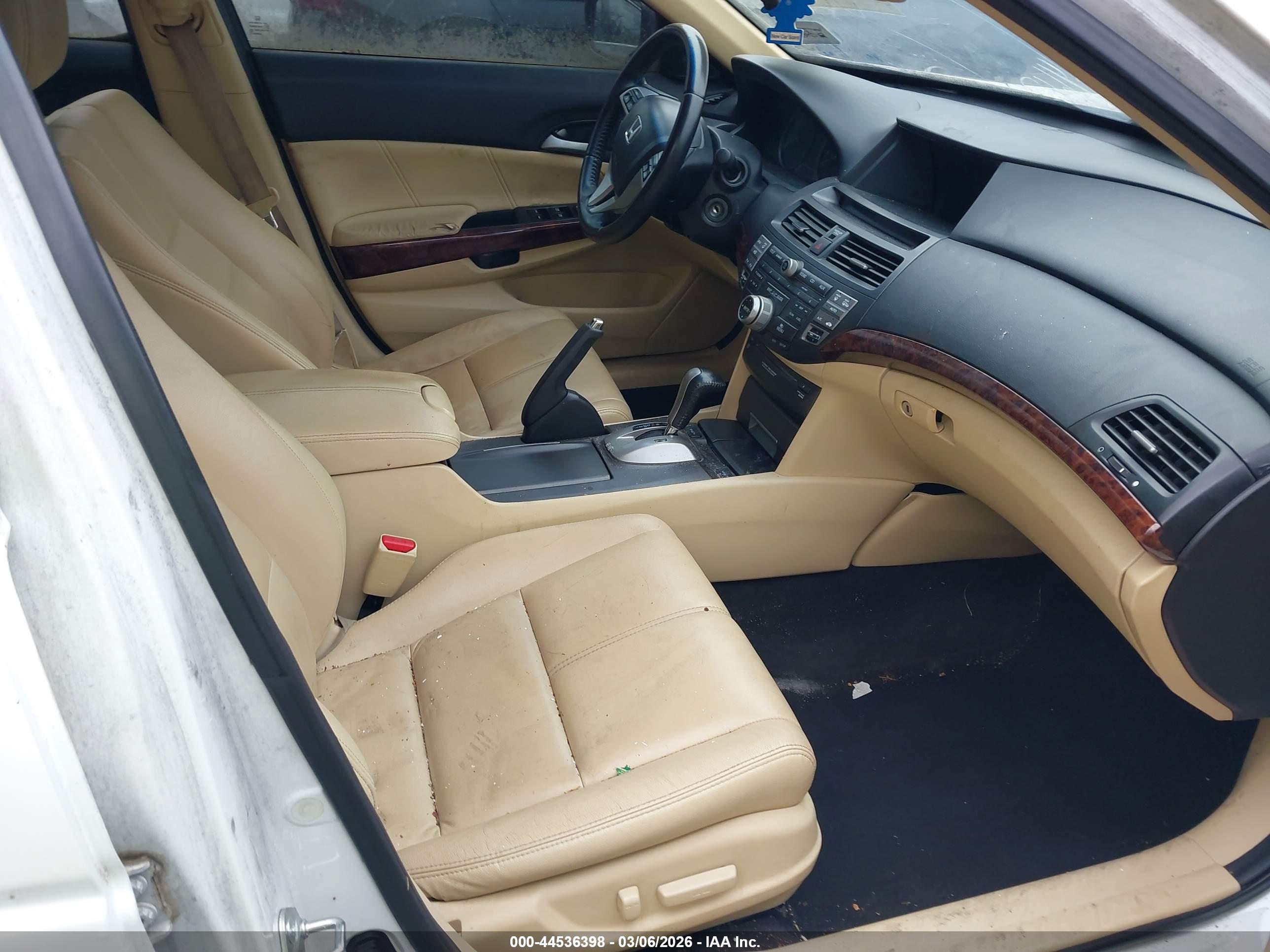 HONDA ACCORD image 5