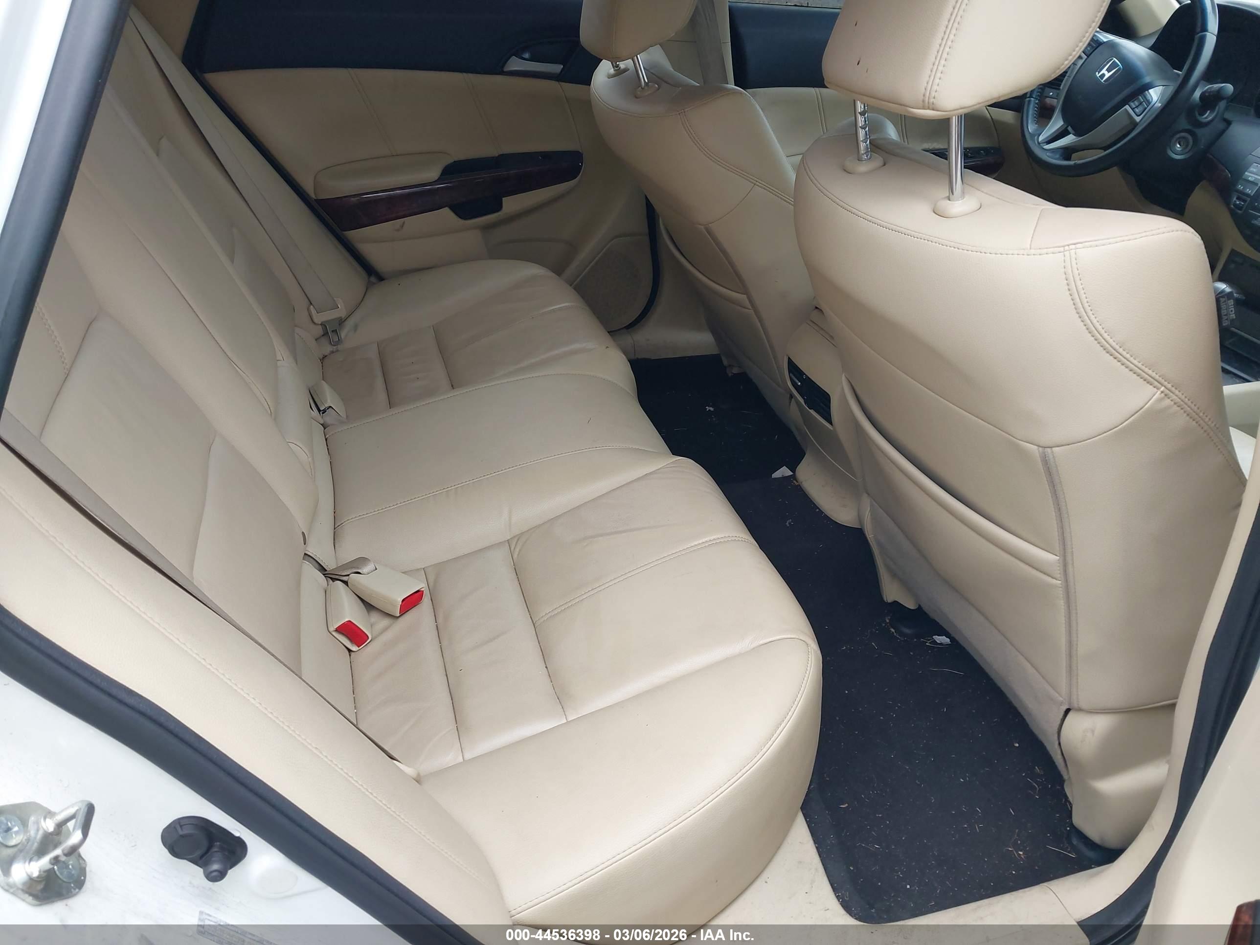 HONDA ACCORD image 8