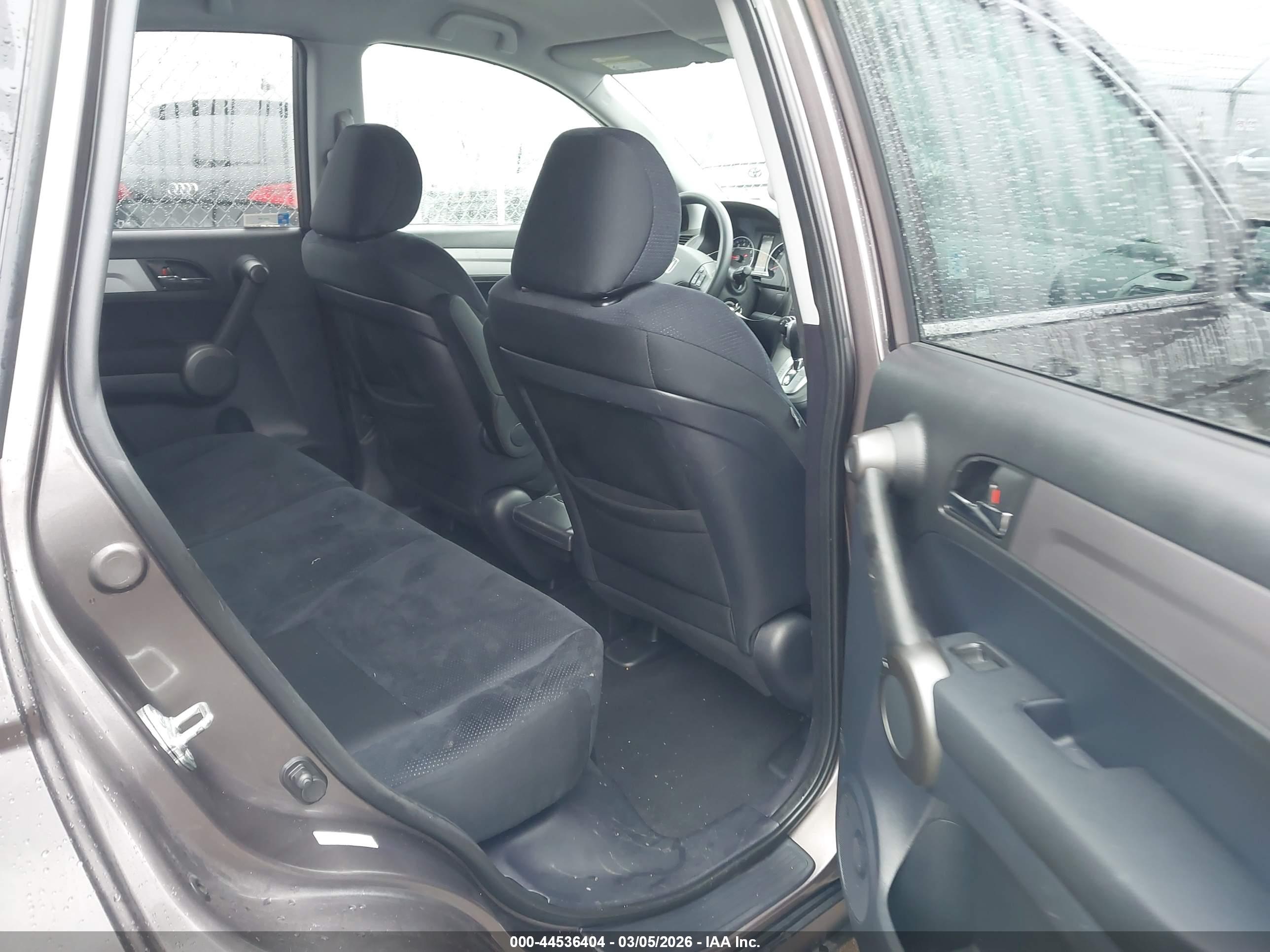 HONDA CR-V image 8