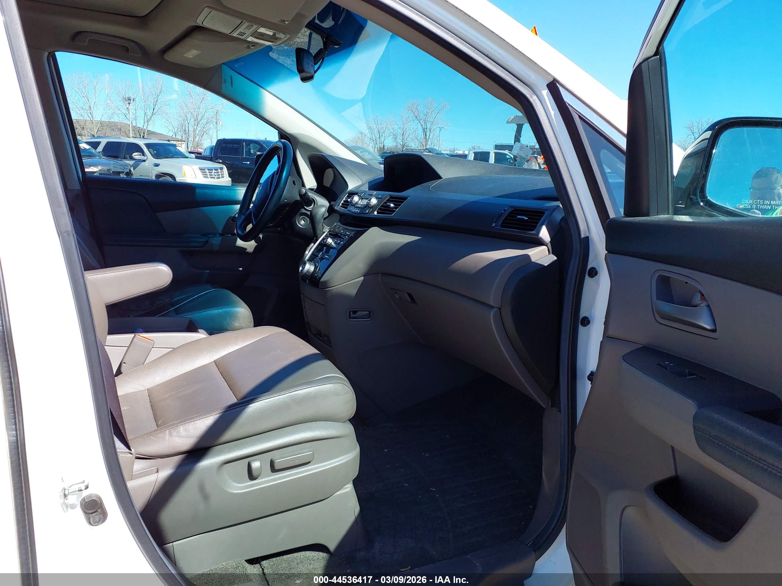 HONDA ODYSSEY image 5