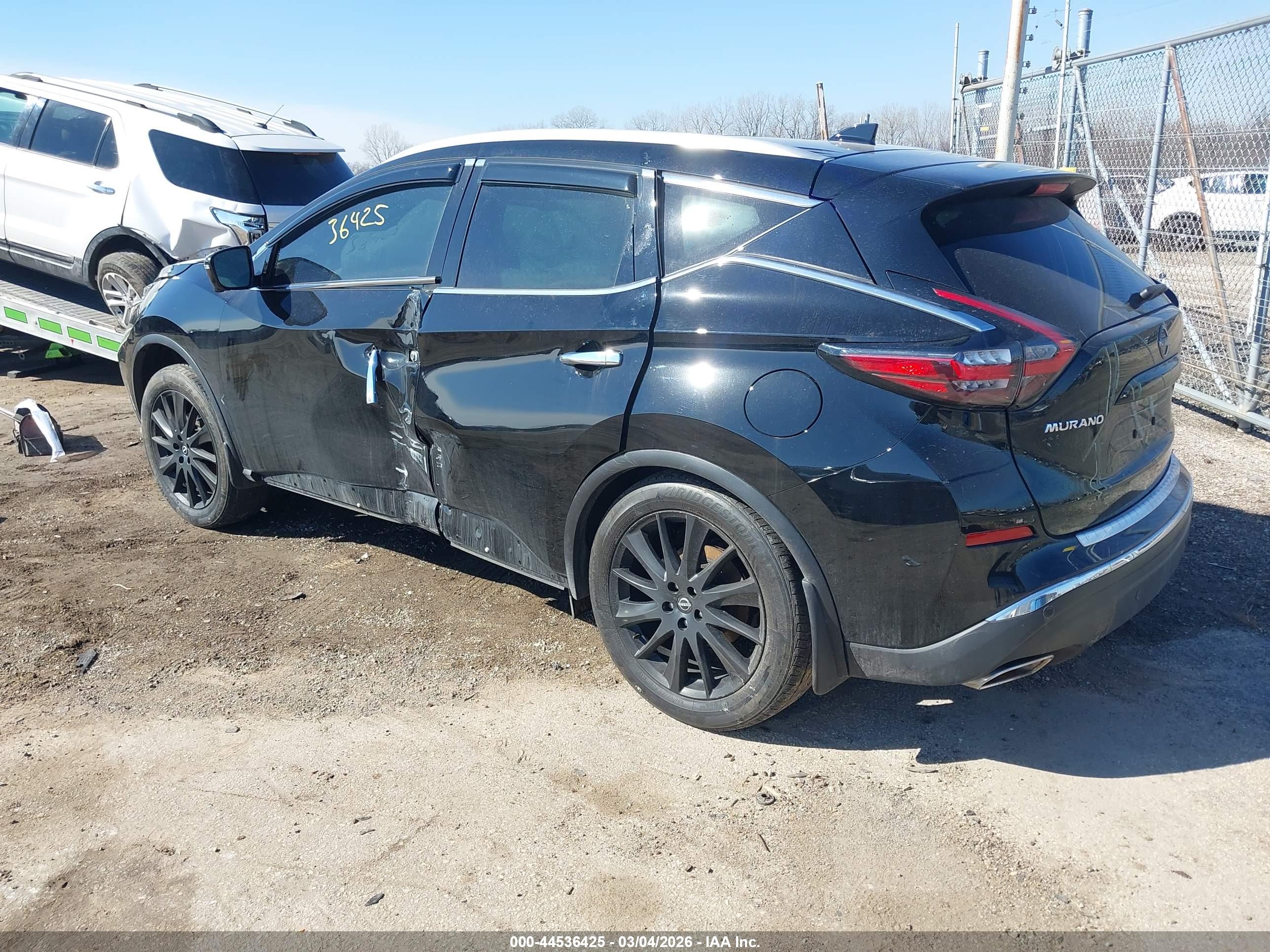NISSAN MURANO image 3