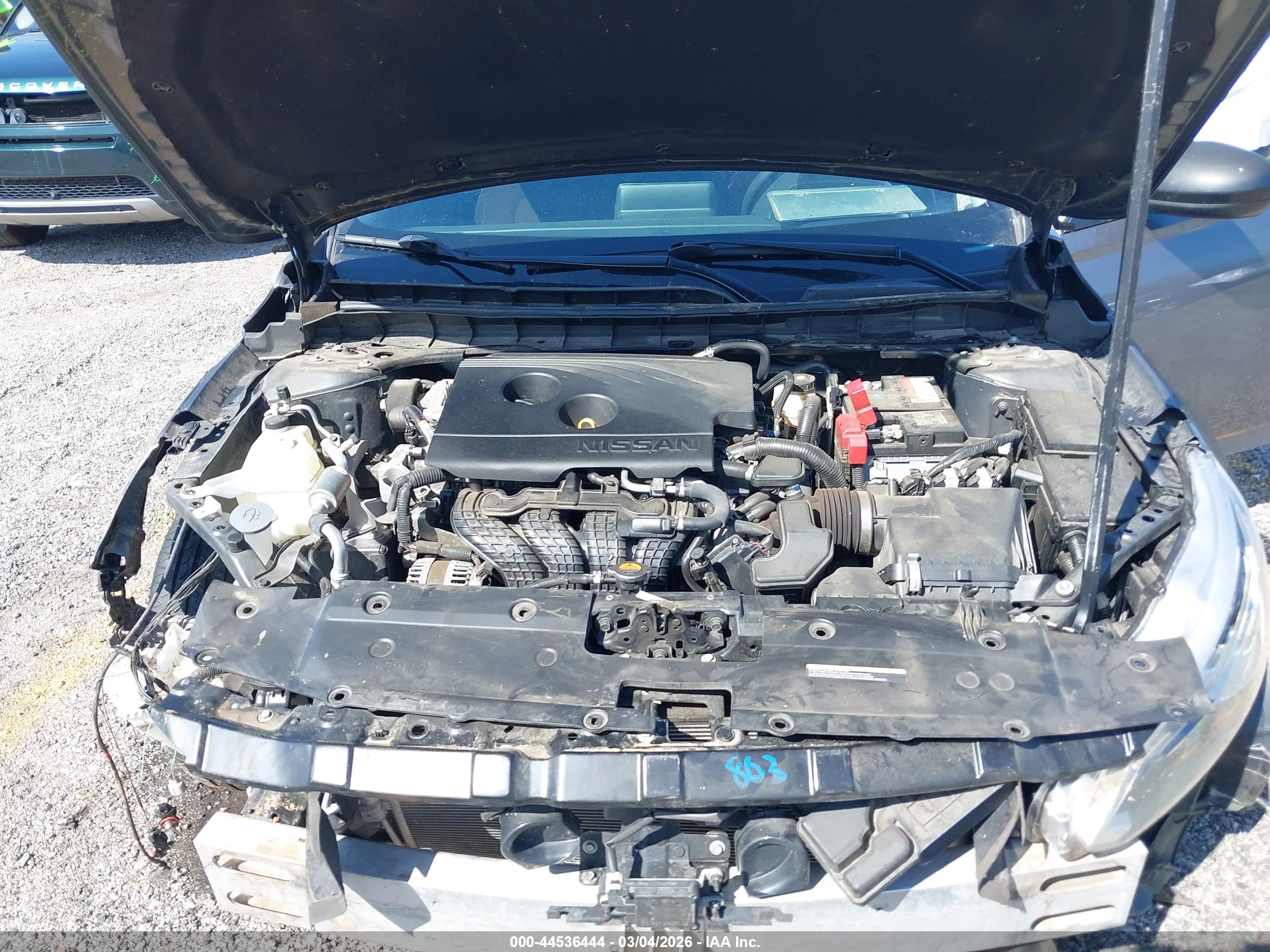 NISSAN ALTIMA image 10