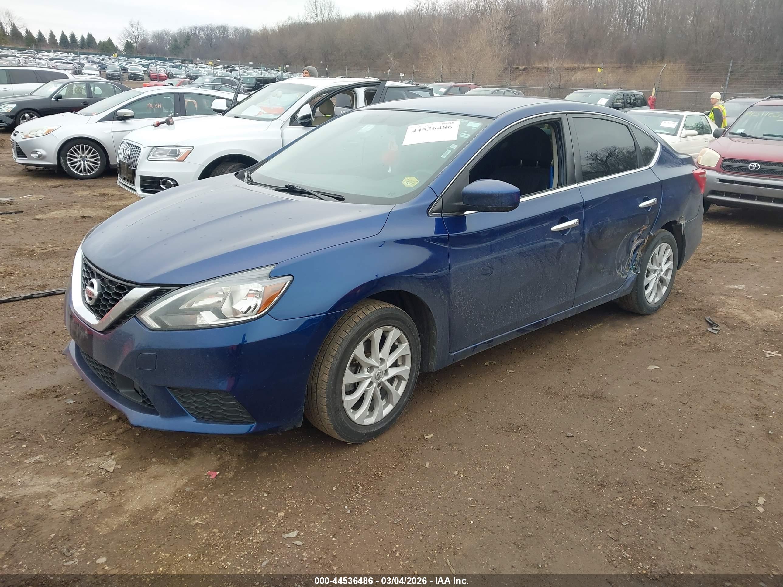 NISSAN SENTRA image 2