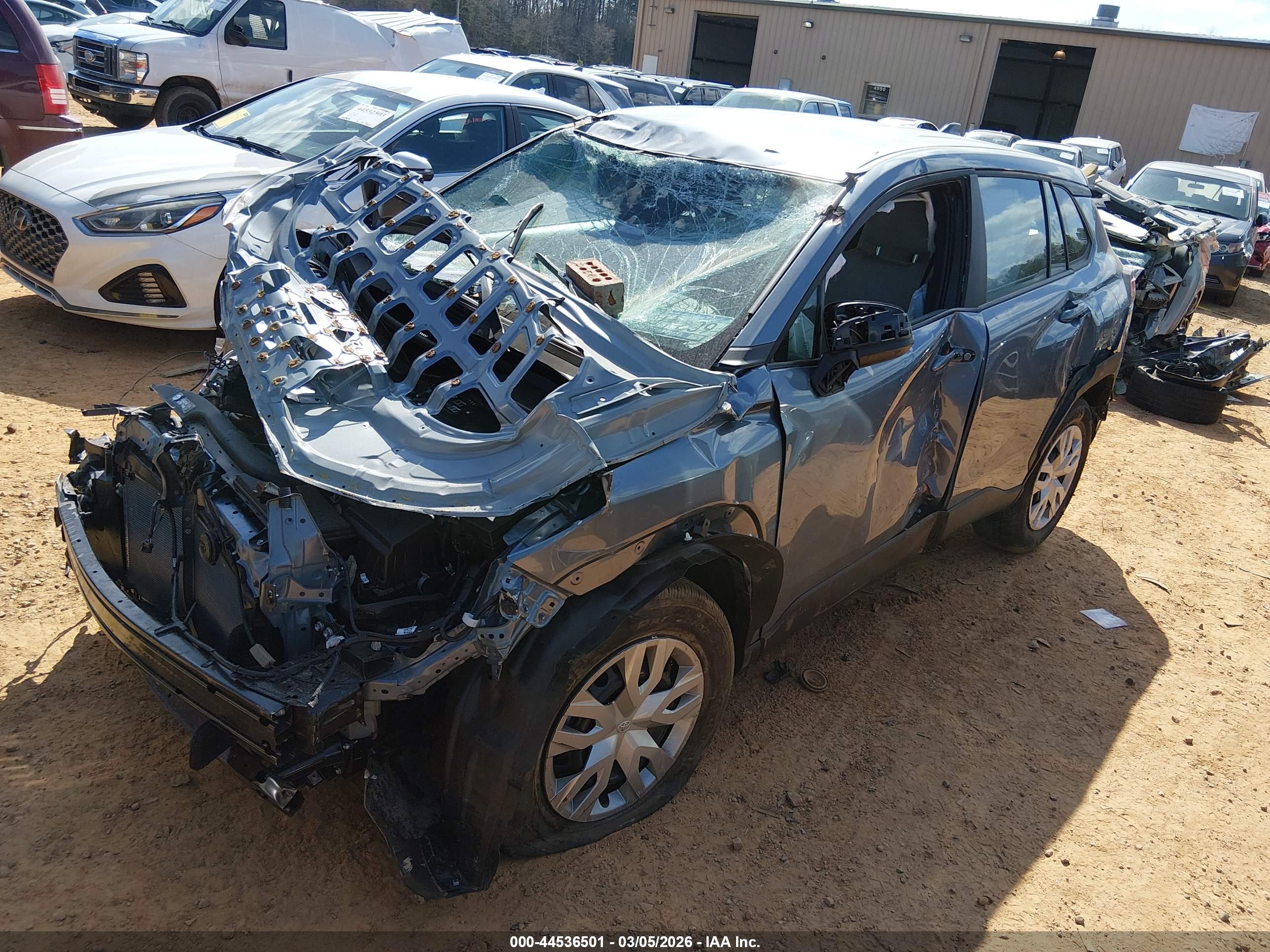 TOYOTA COROLLA image 2